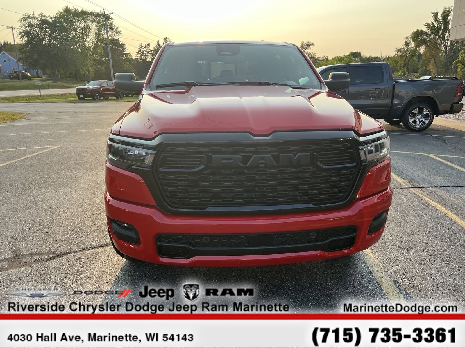 2025 Ram 1500 Tradesman photo 3