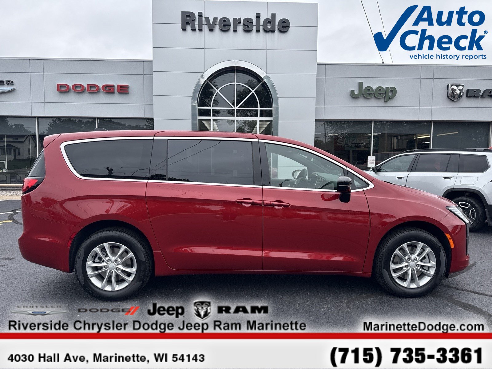 2027 Chrysler Pacifica Select Passenger Van
