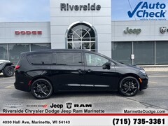2025 Chrysler Pacifica Limited Passenger Van
