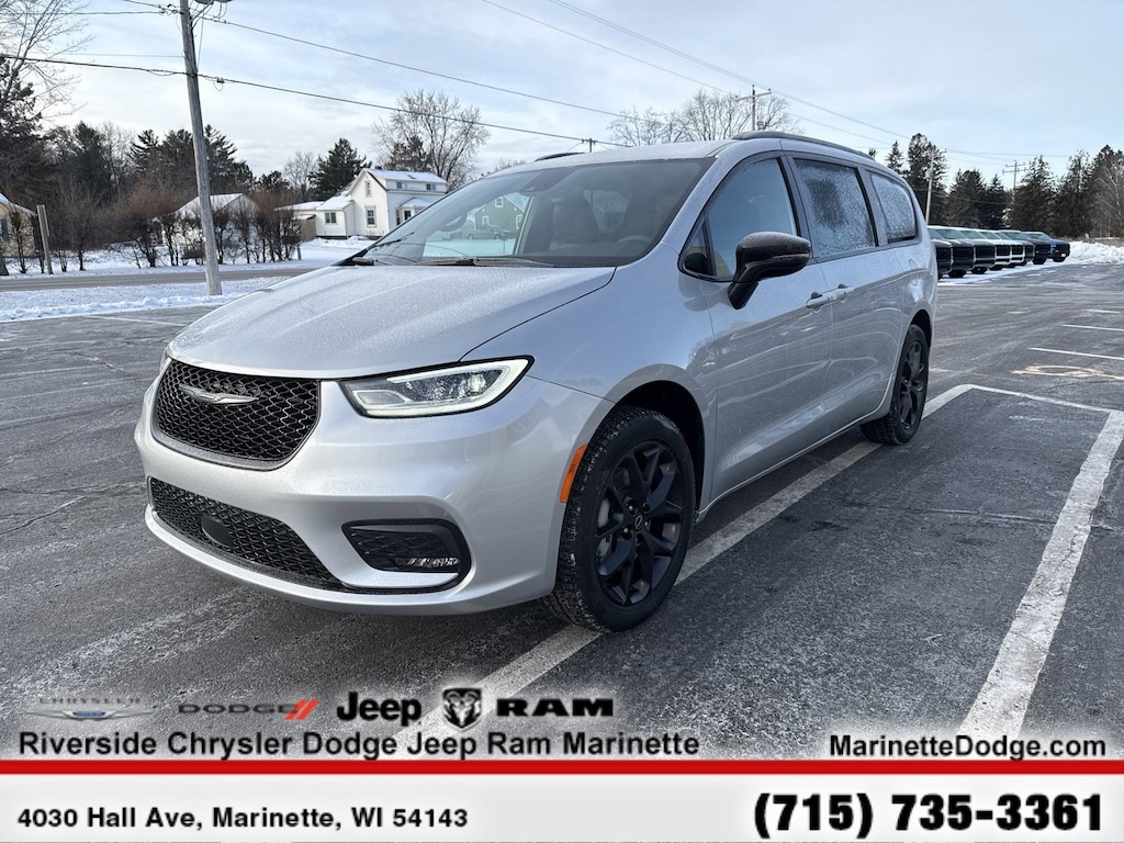 New 2026 Chrysler Pacifica Select Passenger Van