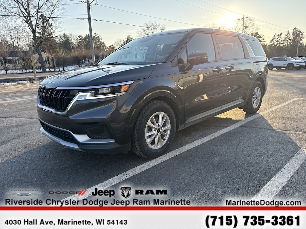 Used 2024 Kia Carnival LX LX FWD w/Seat Pkg