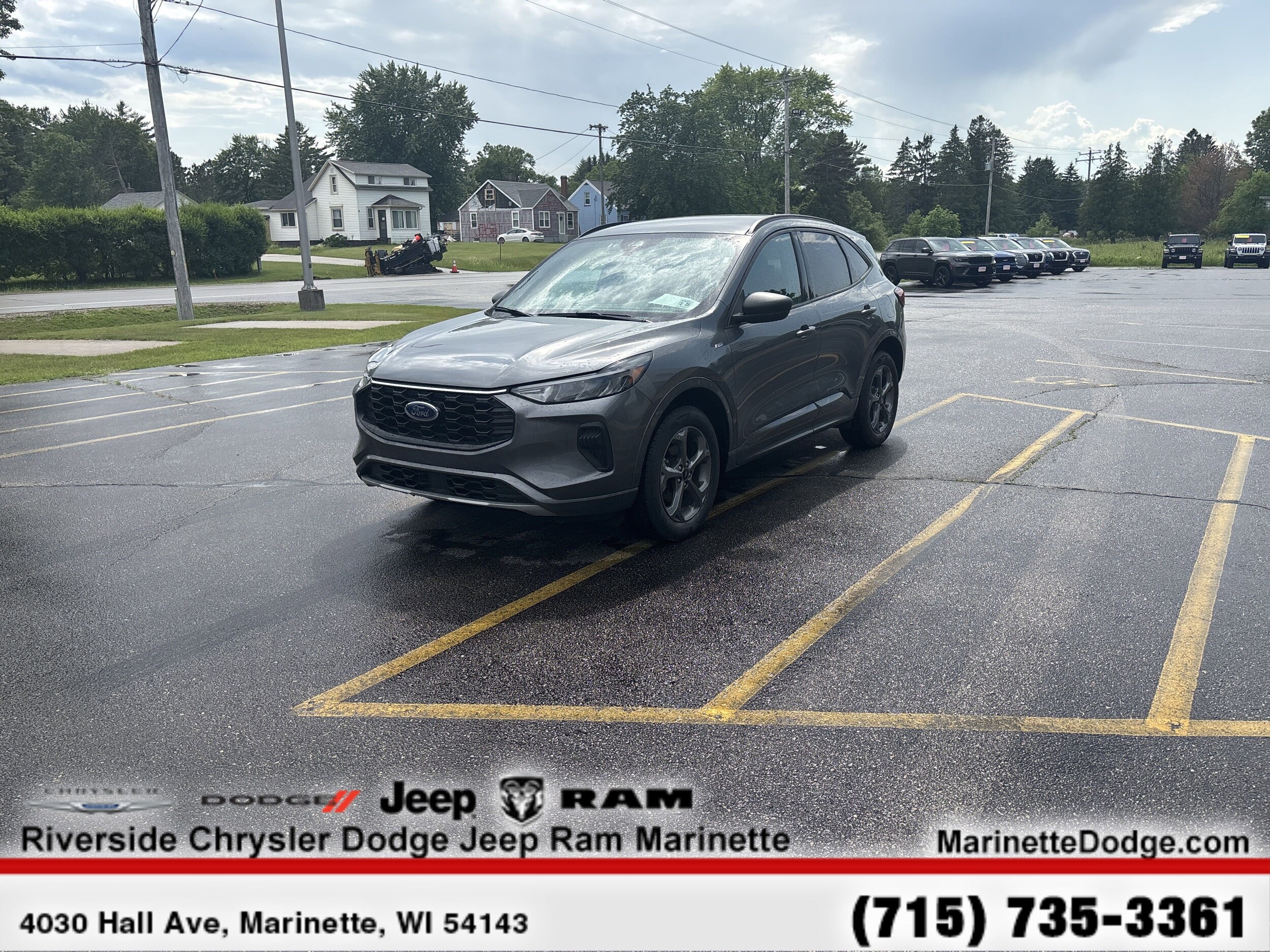 2024 Ford Escape ST-Line photo 2