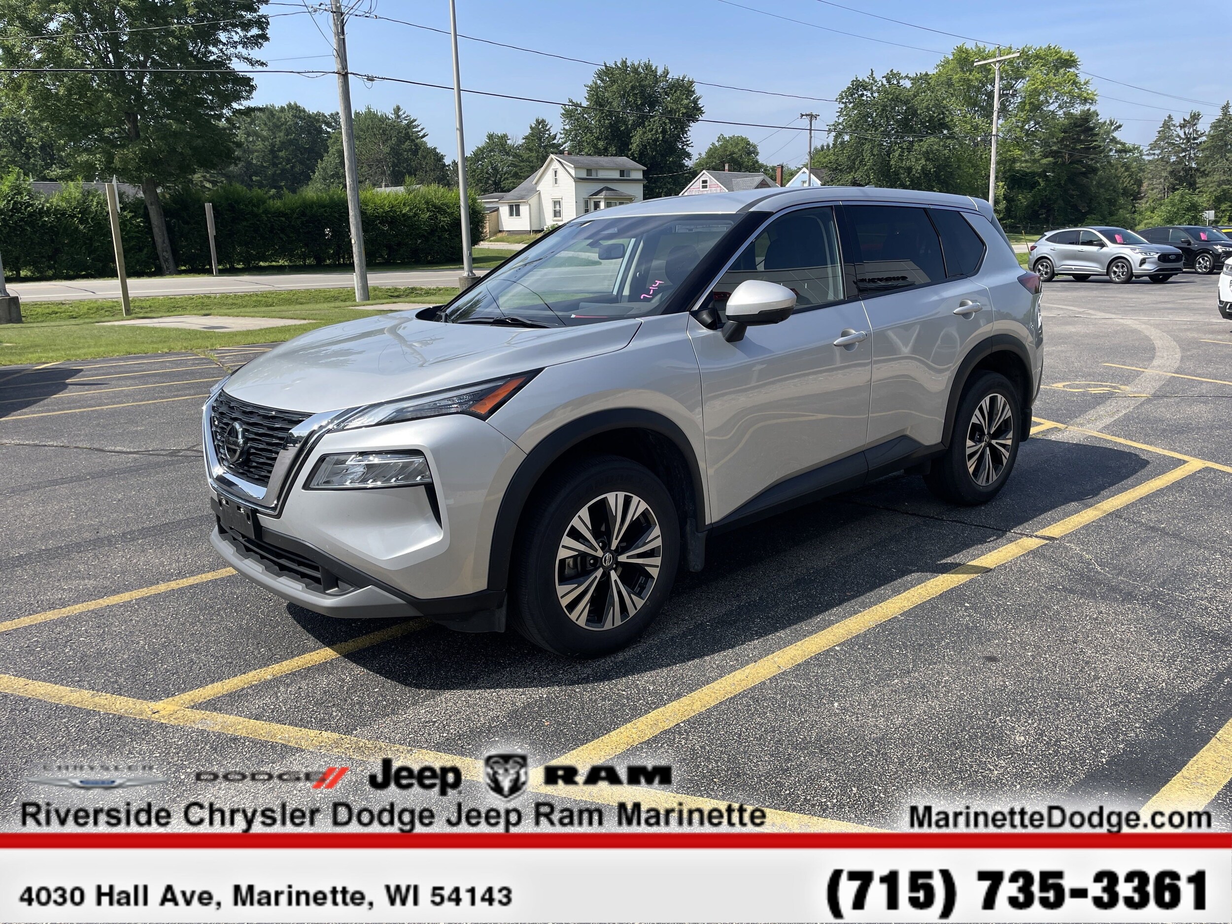 2021 Nissan Rogue SV photo 4