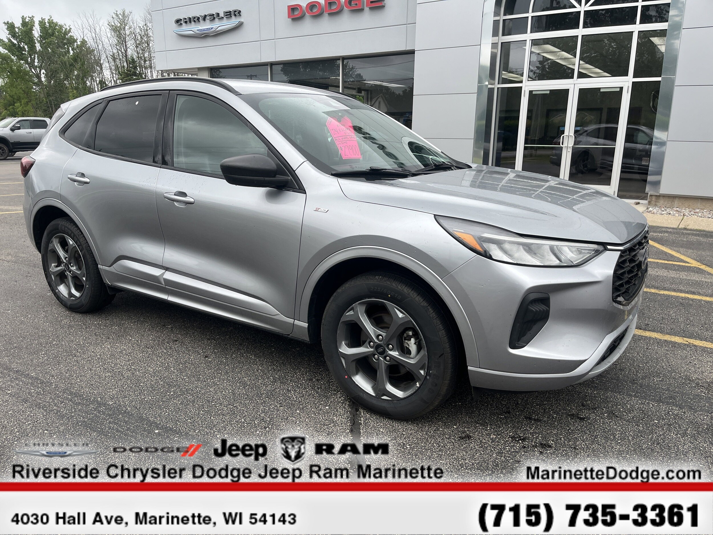 2024 Ford Escape ST-Line photo 2