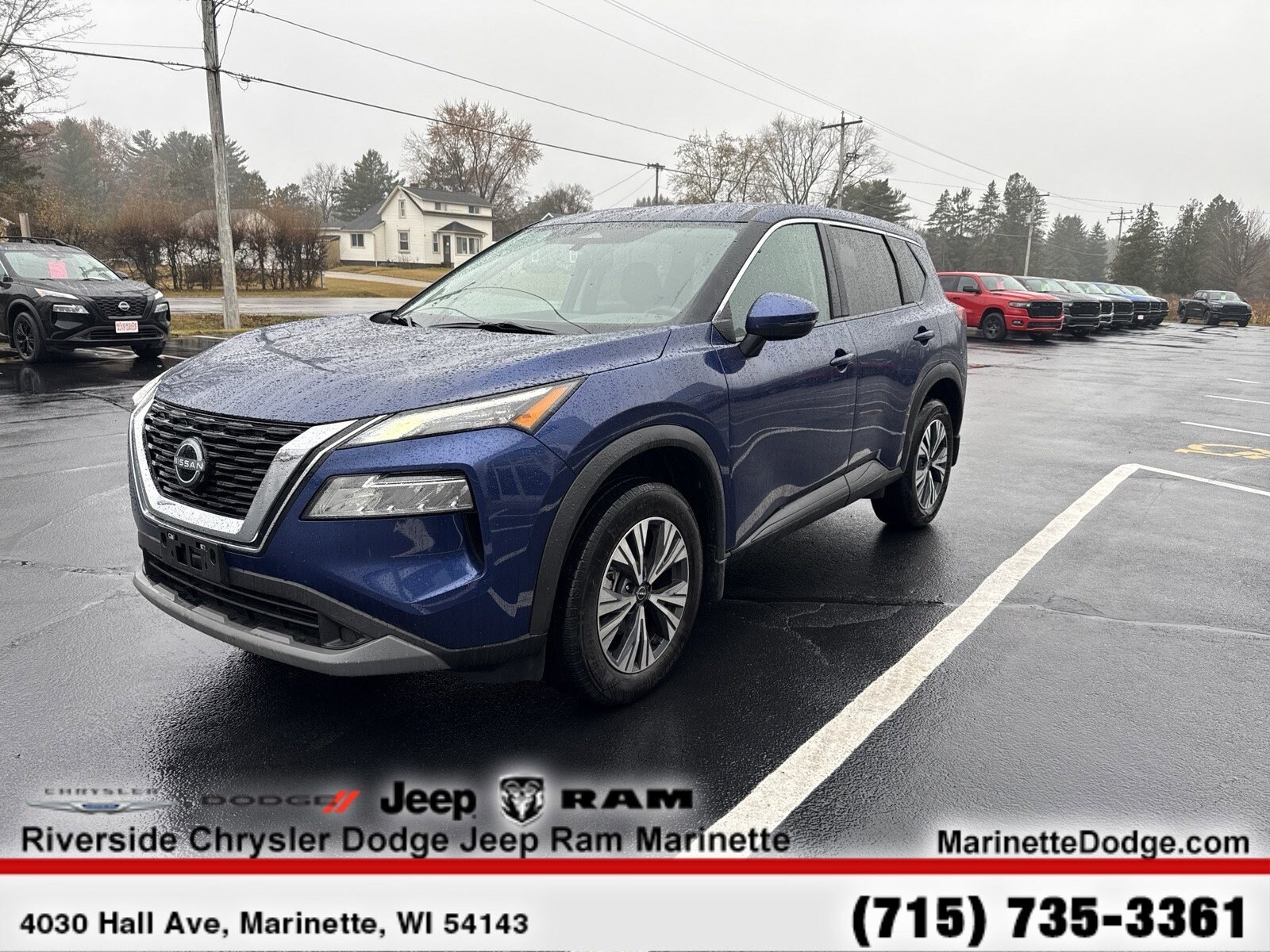 2023 Nissan Rogue AWD SV photo 4