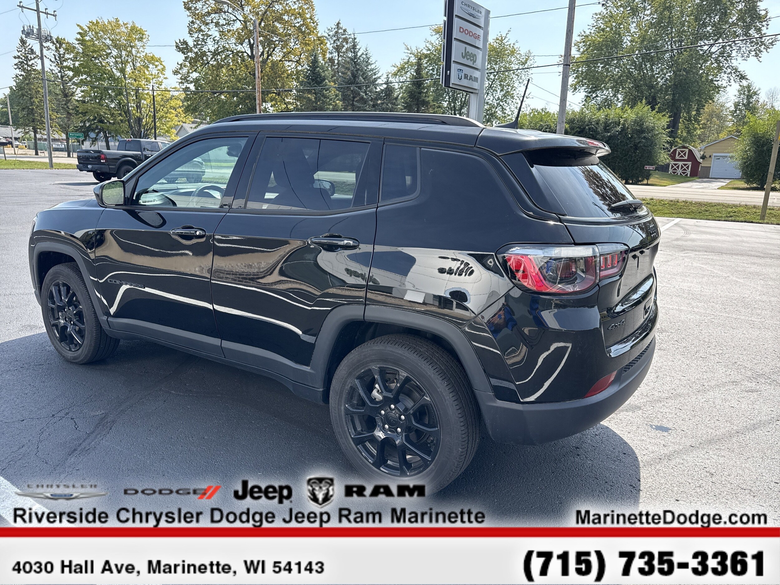 2022 Jeep Compass Altitude photo 2