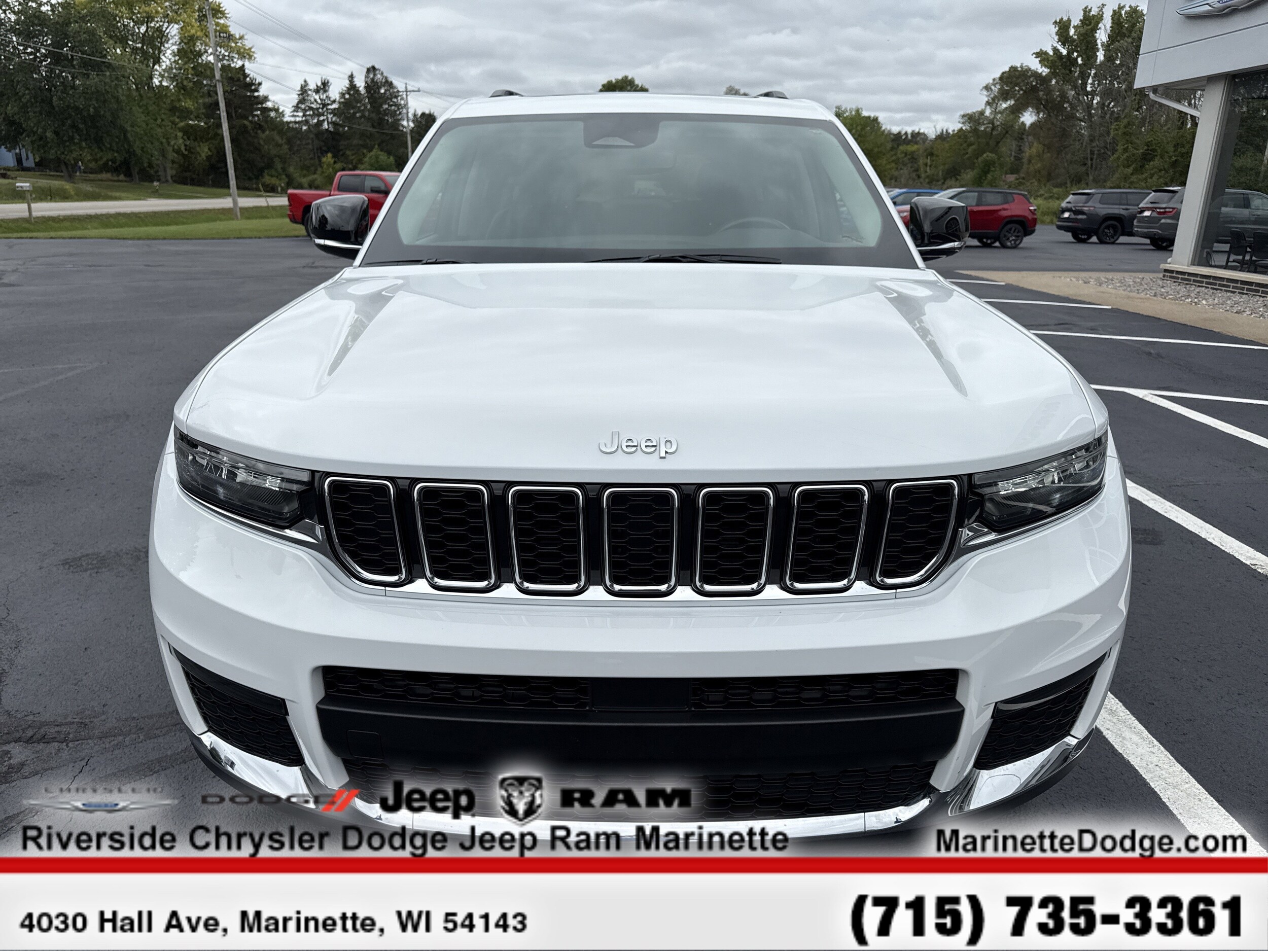 2022 Jeep Grand Cherokee Limited photo 2