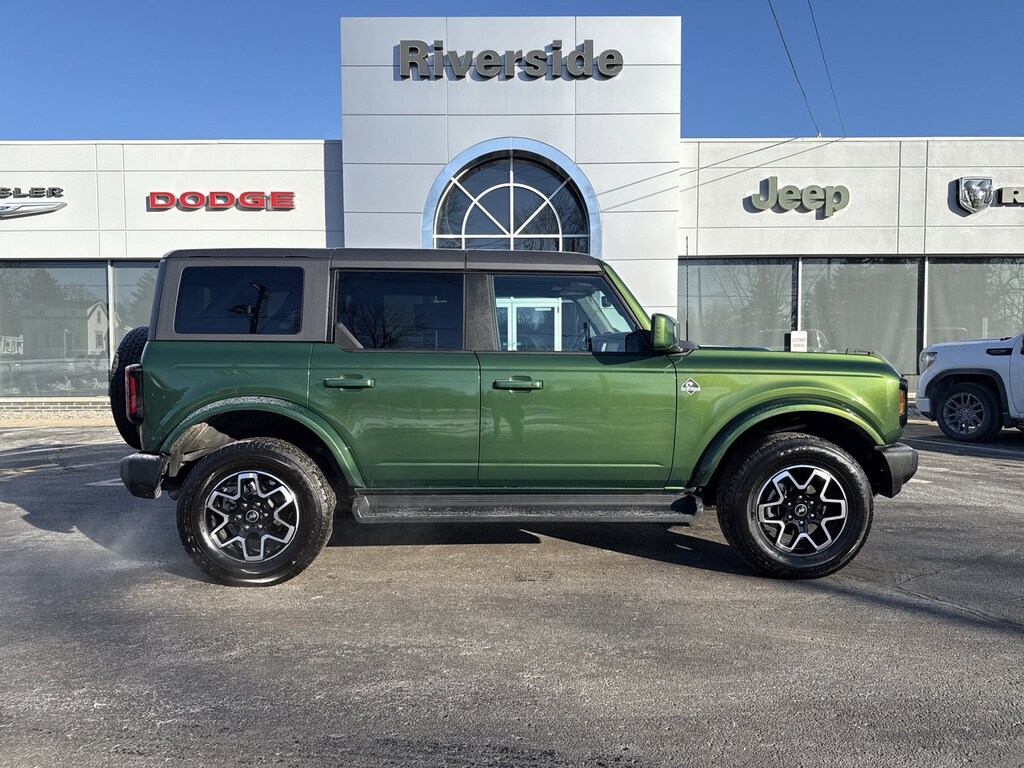 Used 2025 Ford Bronco Outer Banks SUV