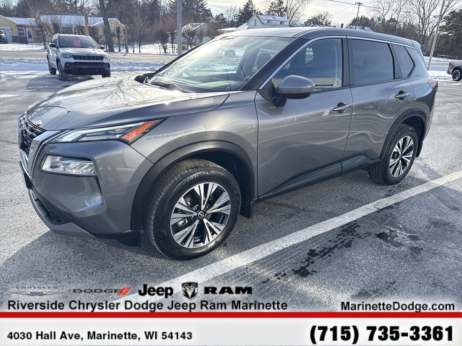 2023 Nissan Rogue SV photo 2