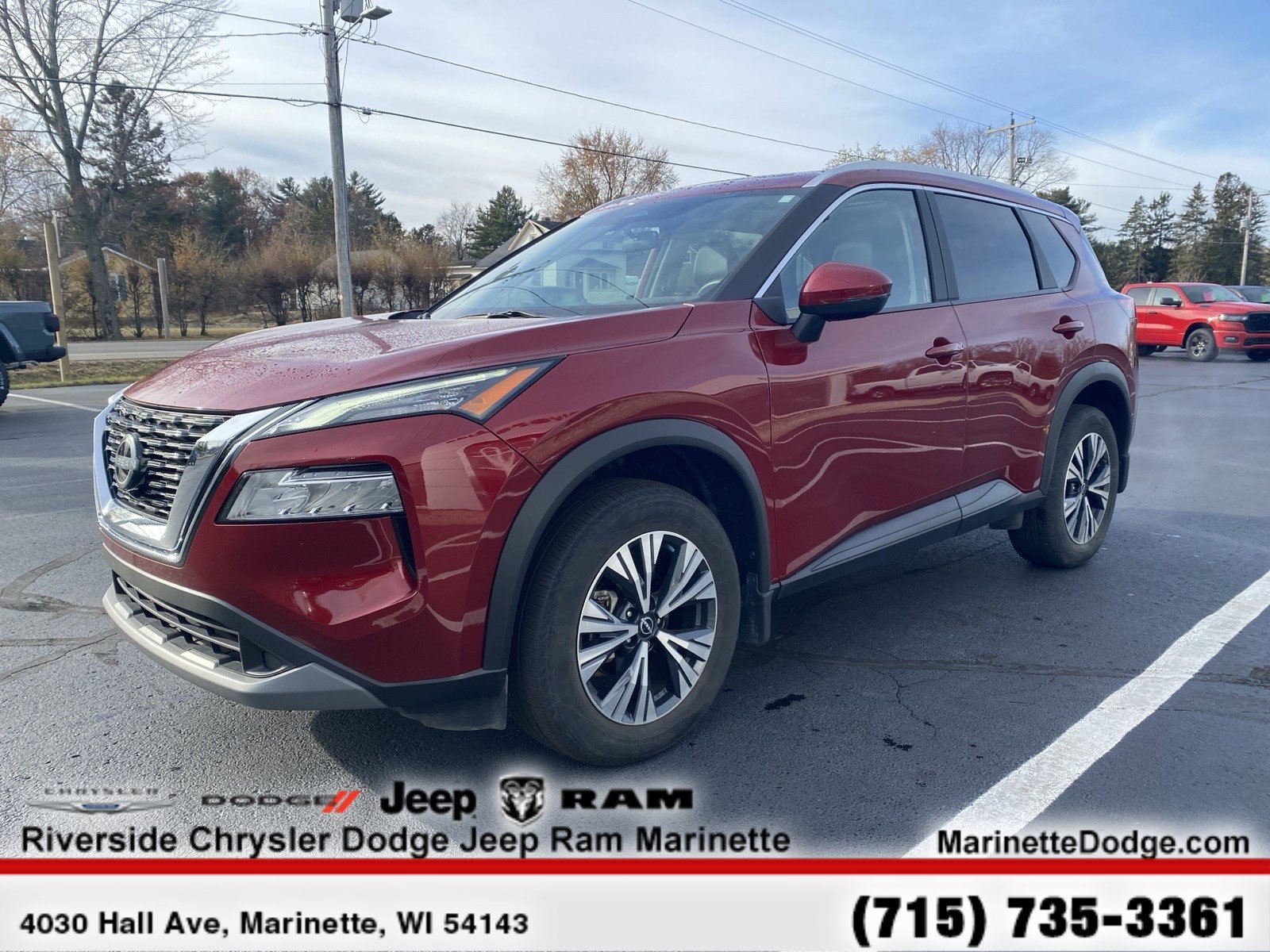 2023 Nissan Rogue SV photo 3