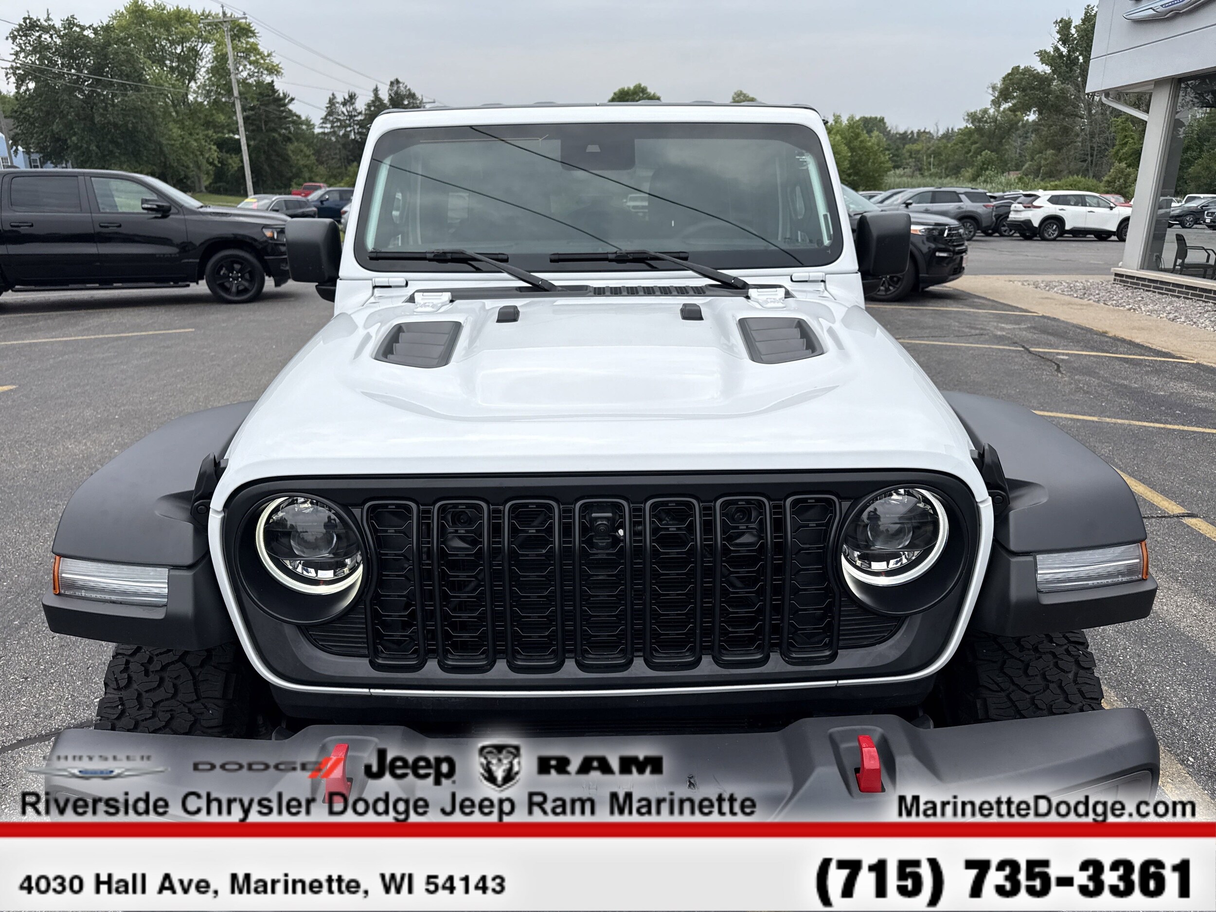 2024 Jeep Wrangler Rubicon photo 3