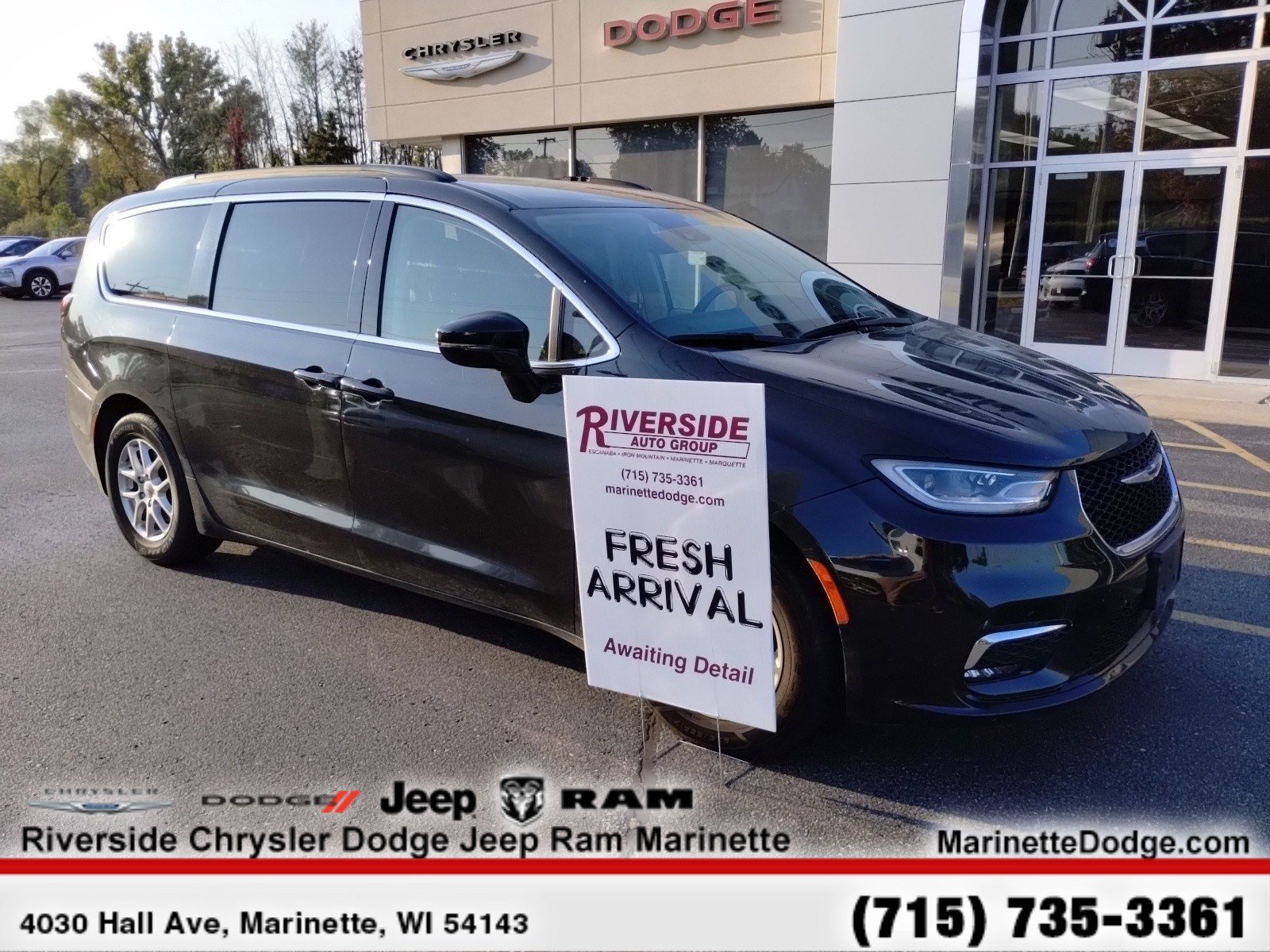 Certified 2022 Chrysler Pacifica Touring L with VIN 2C4RC1BG8NR162471 for sale in Marinette, WI