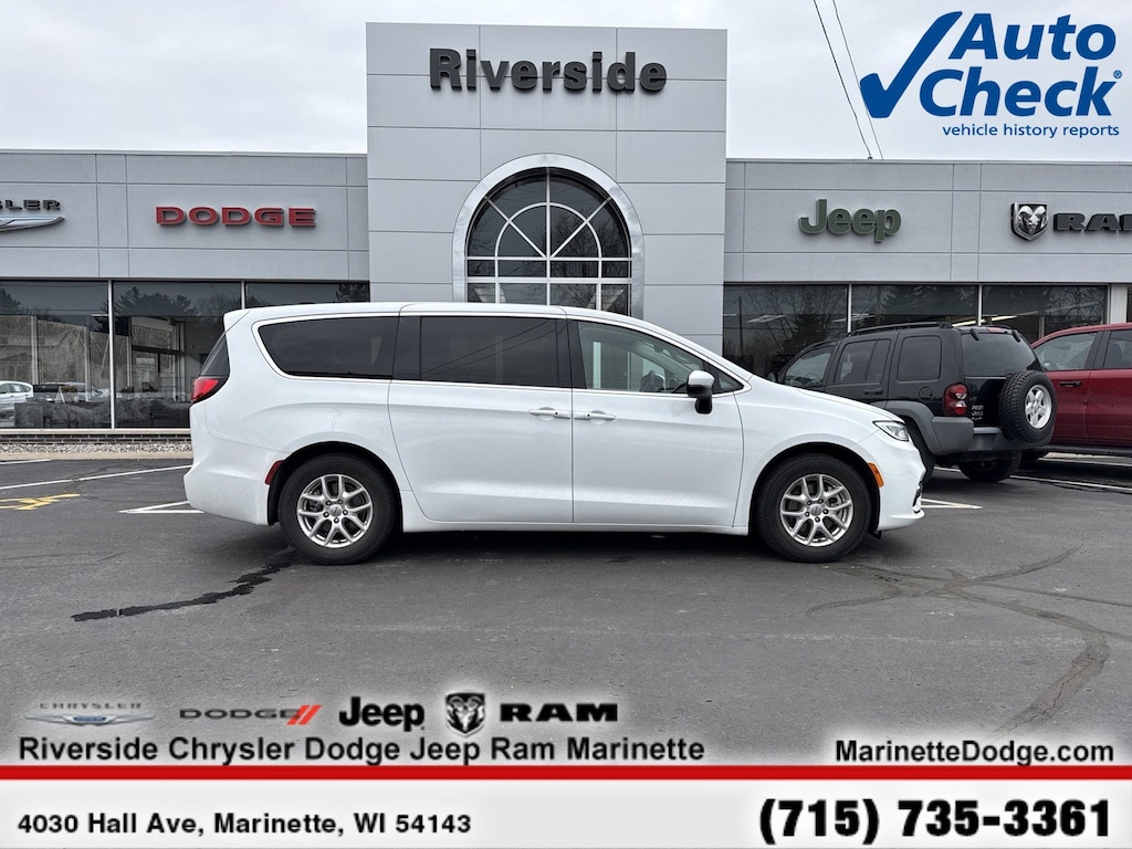 Certified 2023 Chrysler Pacifica Touring L Van Passenger Van
