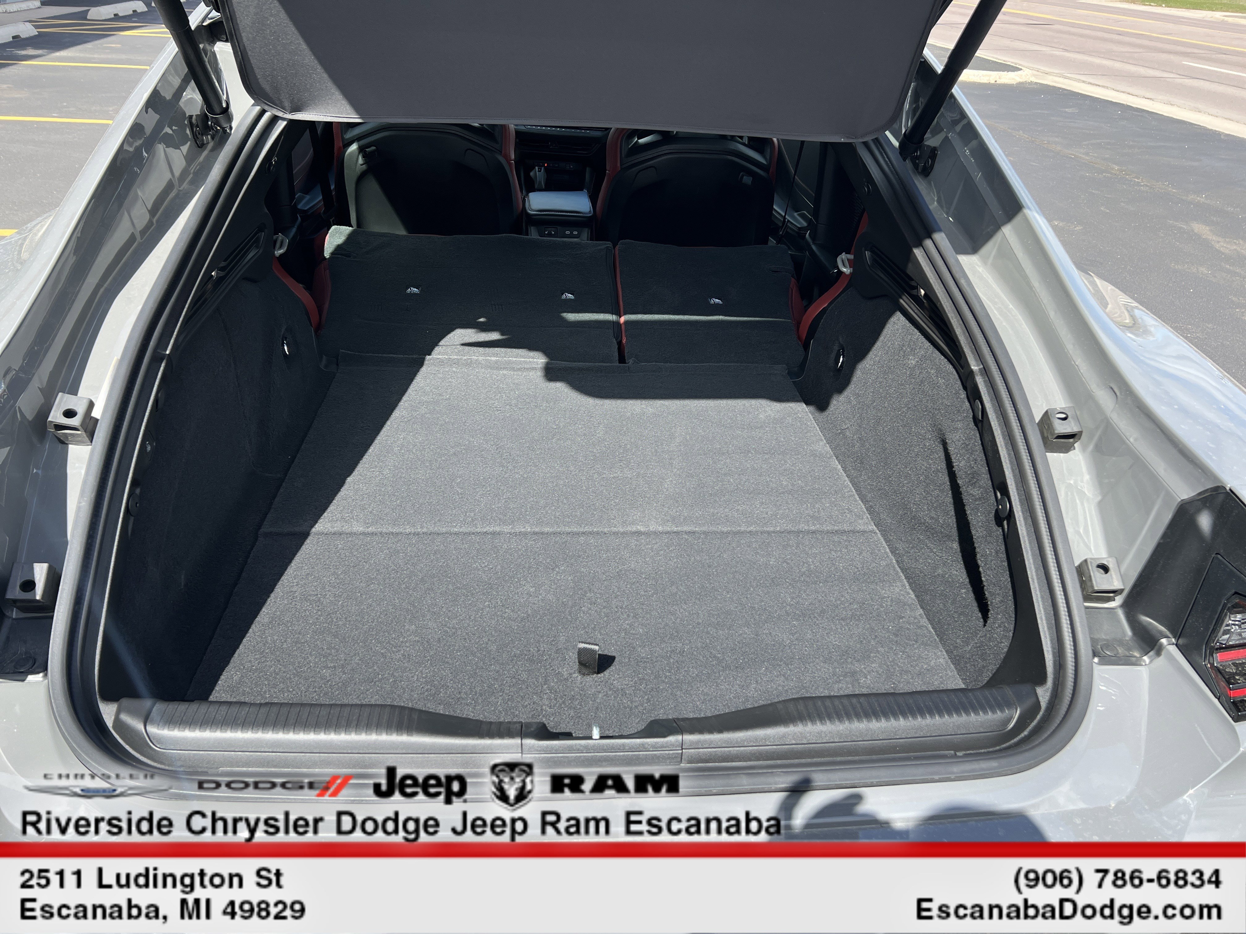 2026 Dodge Charger Scat Pack - Photo 8