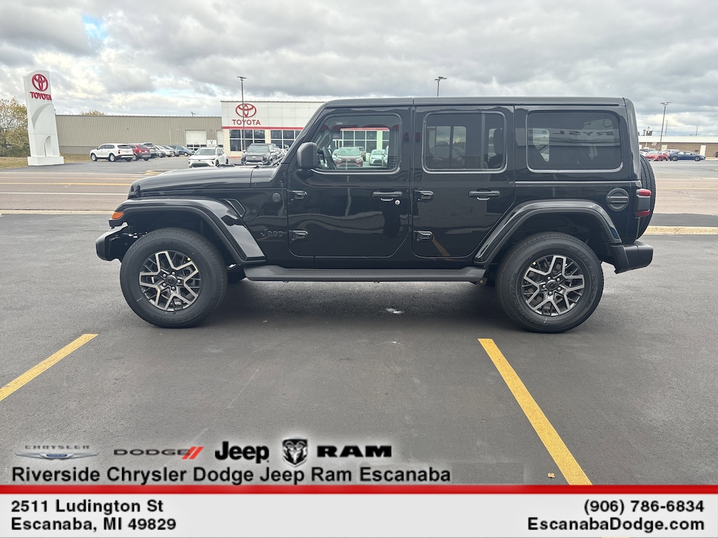 New 2026 Jeep Wrangler Sahara Sport Utility