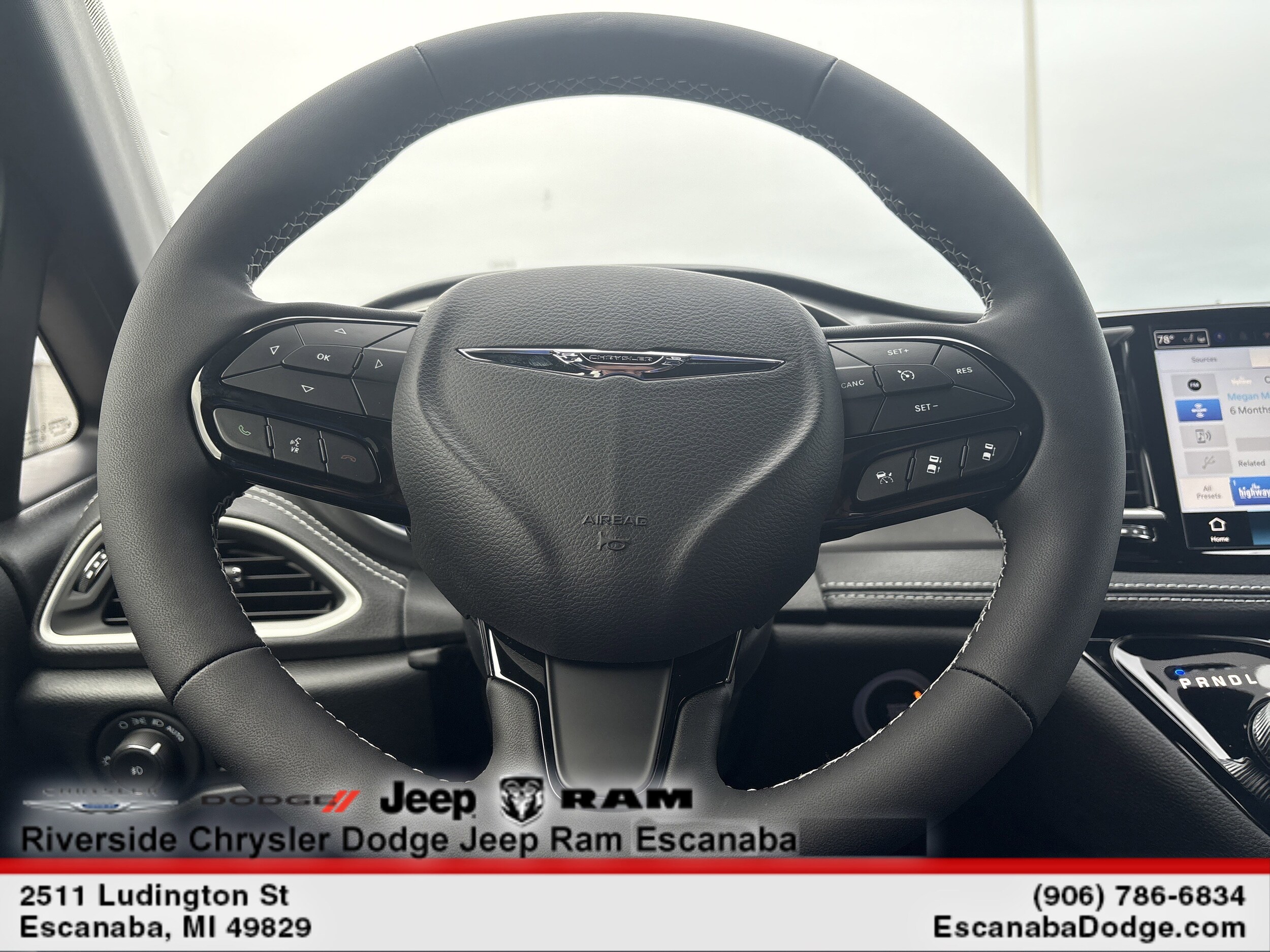 2026 Chrysler Pacifica Select - Photo 21