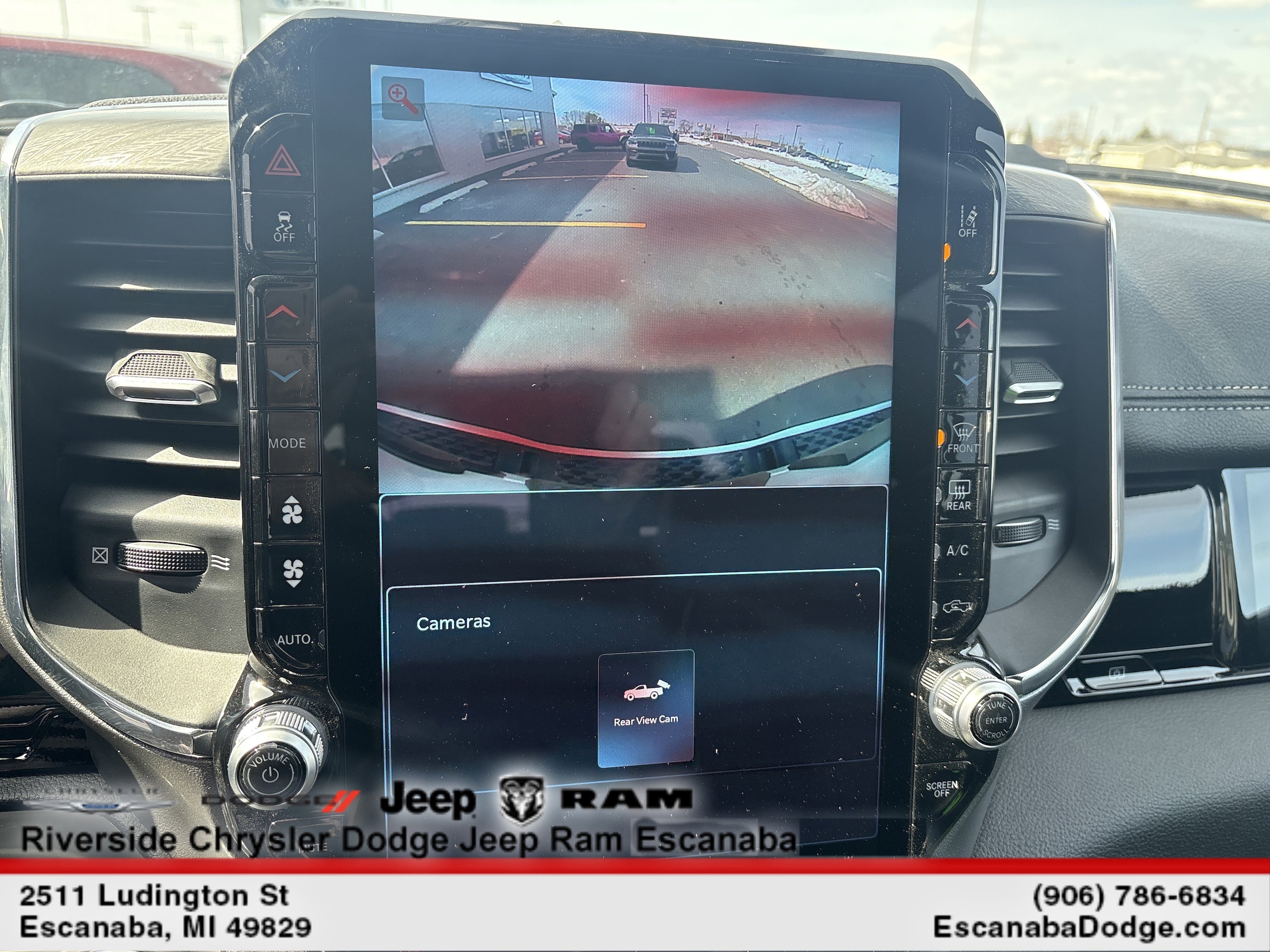 2026 RAM 1500 Laramie - Photo 23