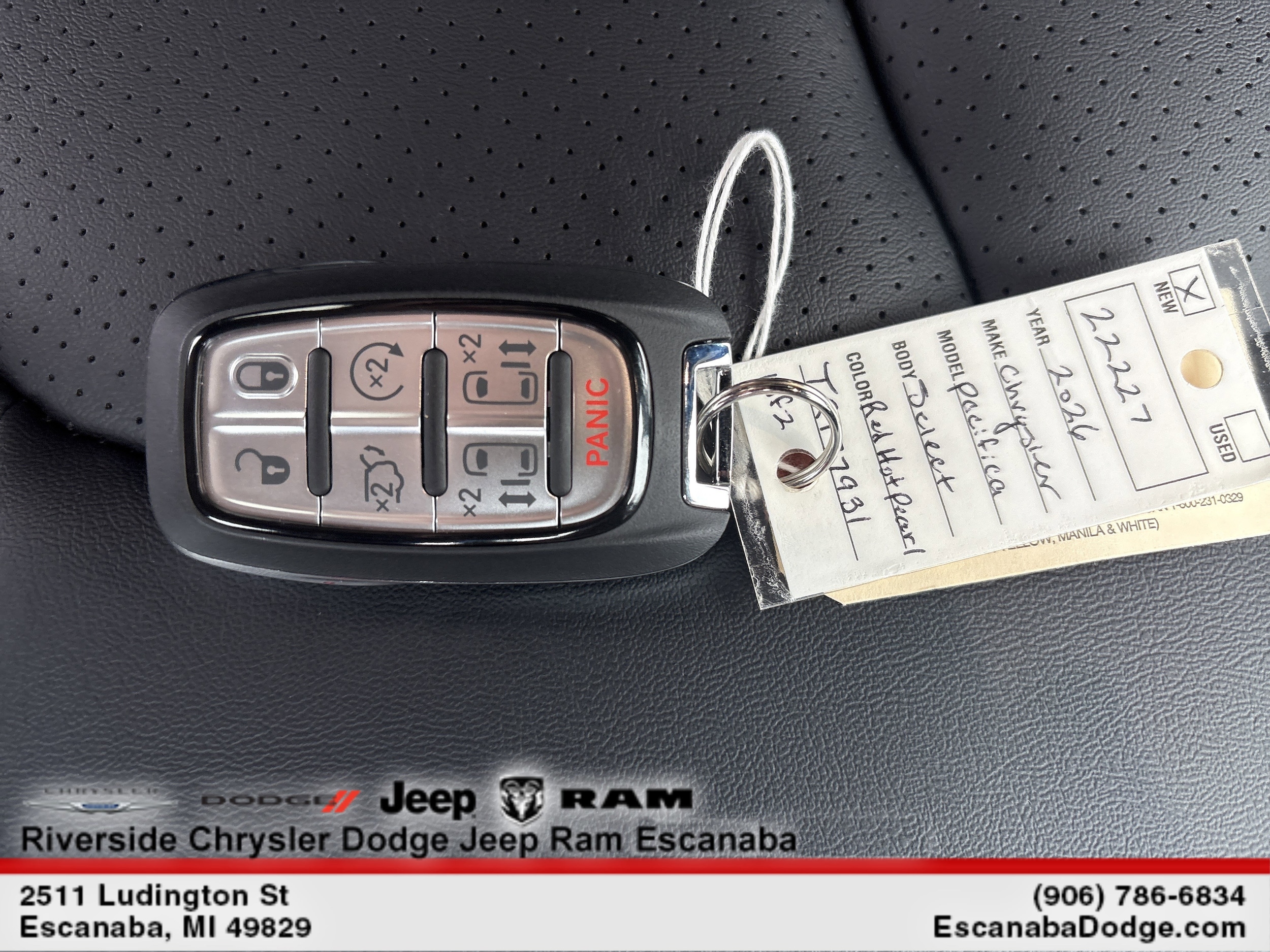 2026 Chrysler Pacifica Select - Photo 27