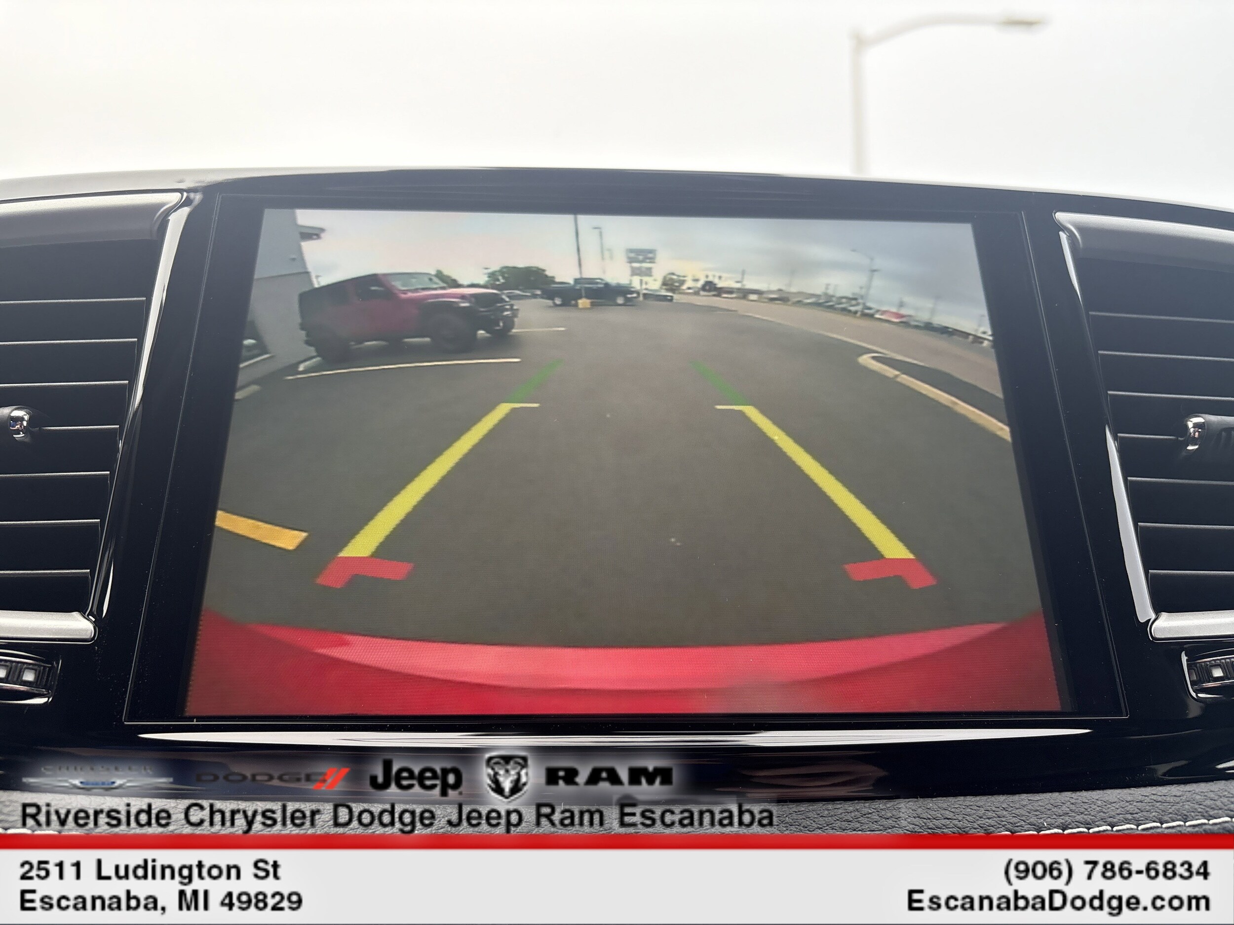 2026 Chrysler Pacifica Select - Photo 22