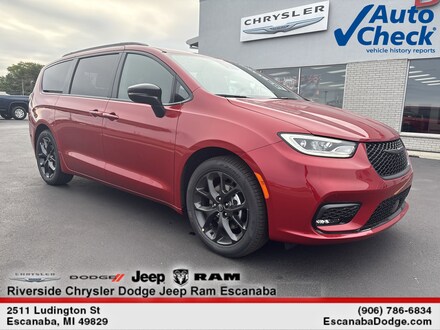 2026 Chrysler Pacifica Select Passenger Van