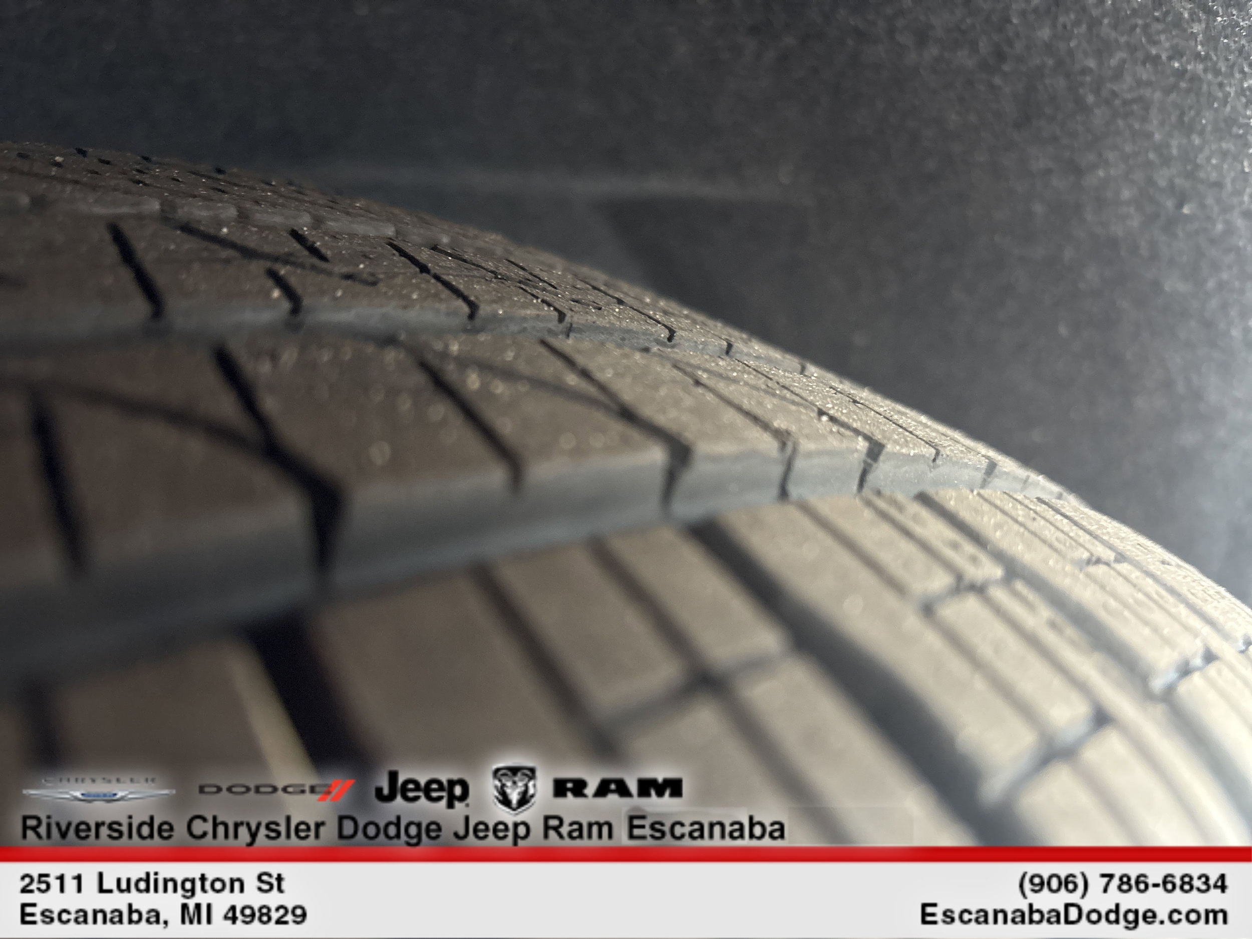 2026 Chrysler Pacifica Select - Photo 12