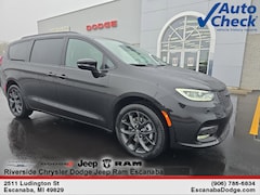 2026 Chrysler Pacifica Limited Passenger Van