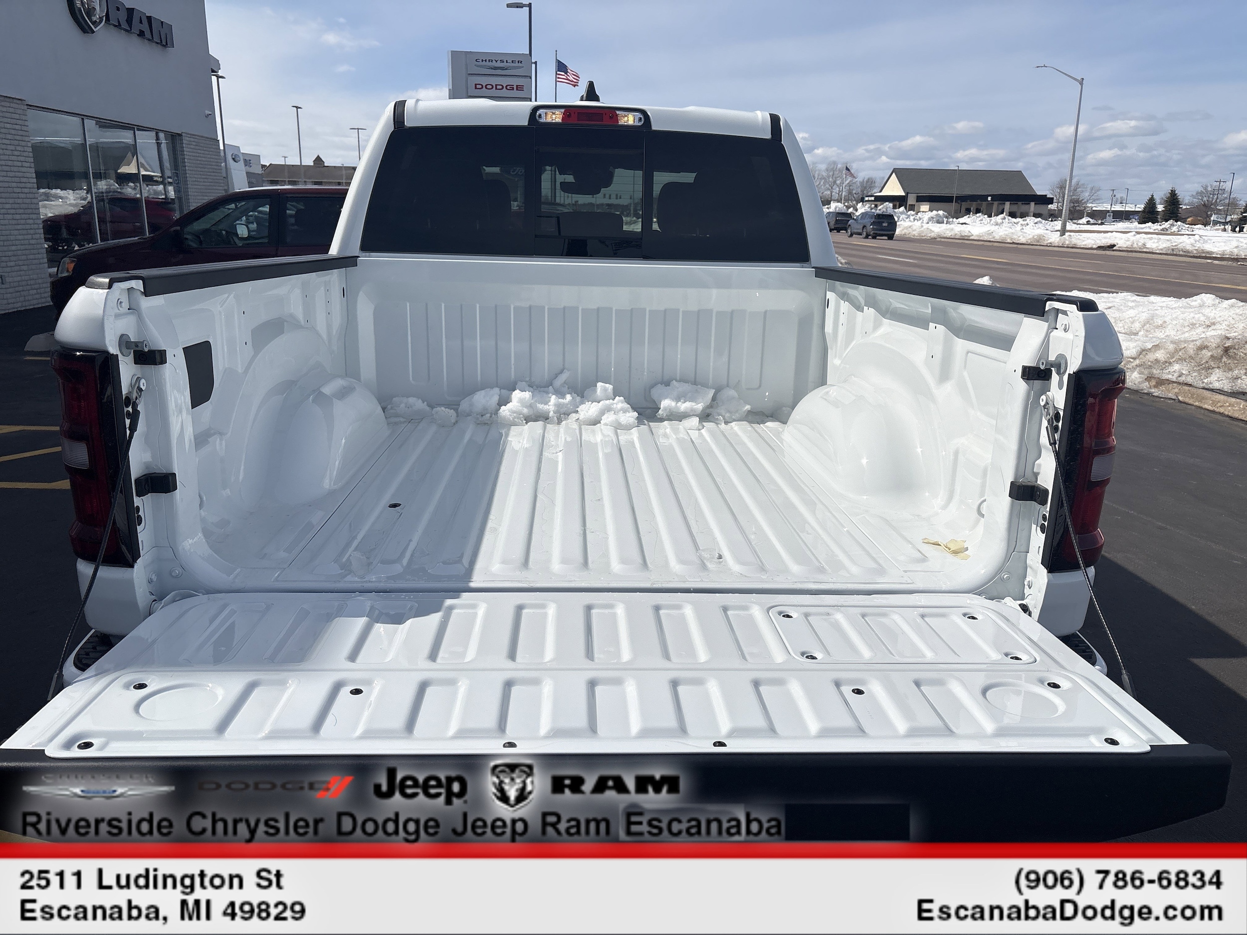 2026 RAM 1500 Laramie - Photo 8
