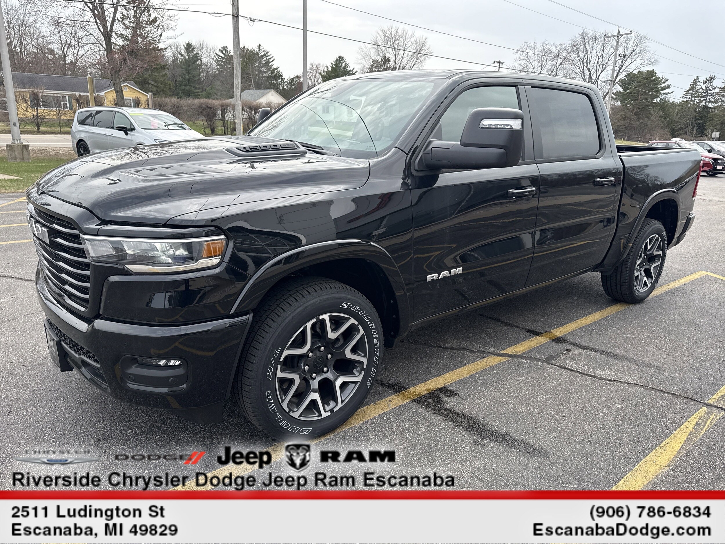 2025 Ram 1500 Laramie photo 4