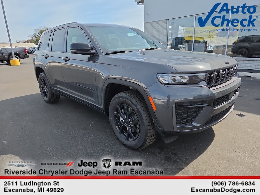New 2026 Jeep Grand Cherokee Laredo Altitude Sport Utility