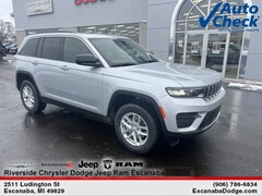 New 2025 Jeep Grand Cherokee Laredo X Sport Utility 22295 near Escanaba, MI