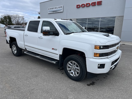 2017 Chevrolet Silverado 3500HD LTZ 4WD Crew Cab 153.7 LTZ