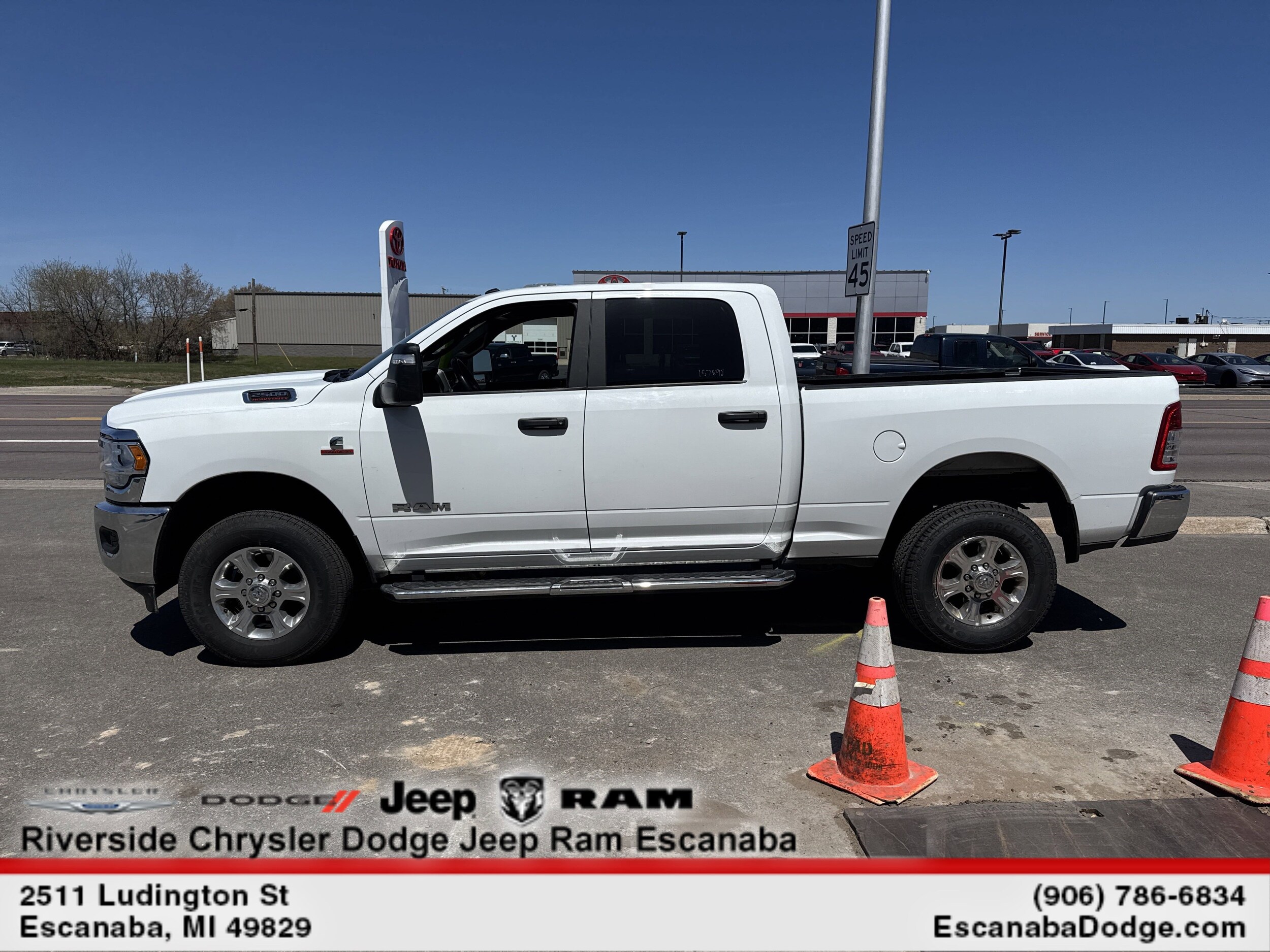 2024 Ram 2500 Big Horn photo 4