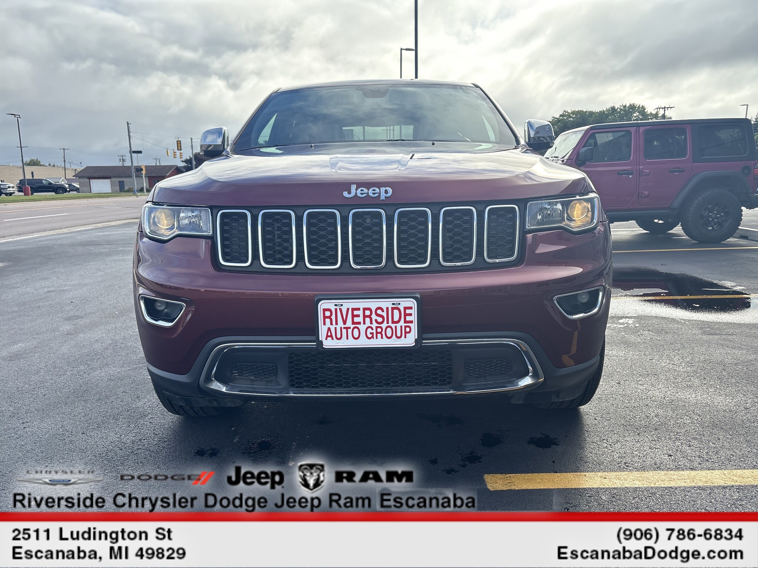 2020 Jeep Grand Cherokee Limited photo 2