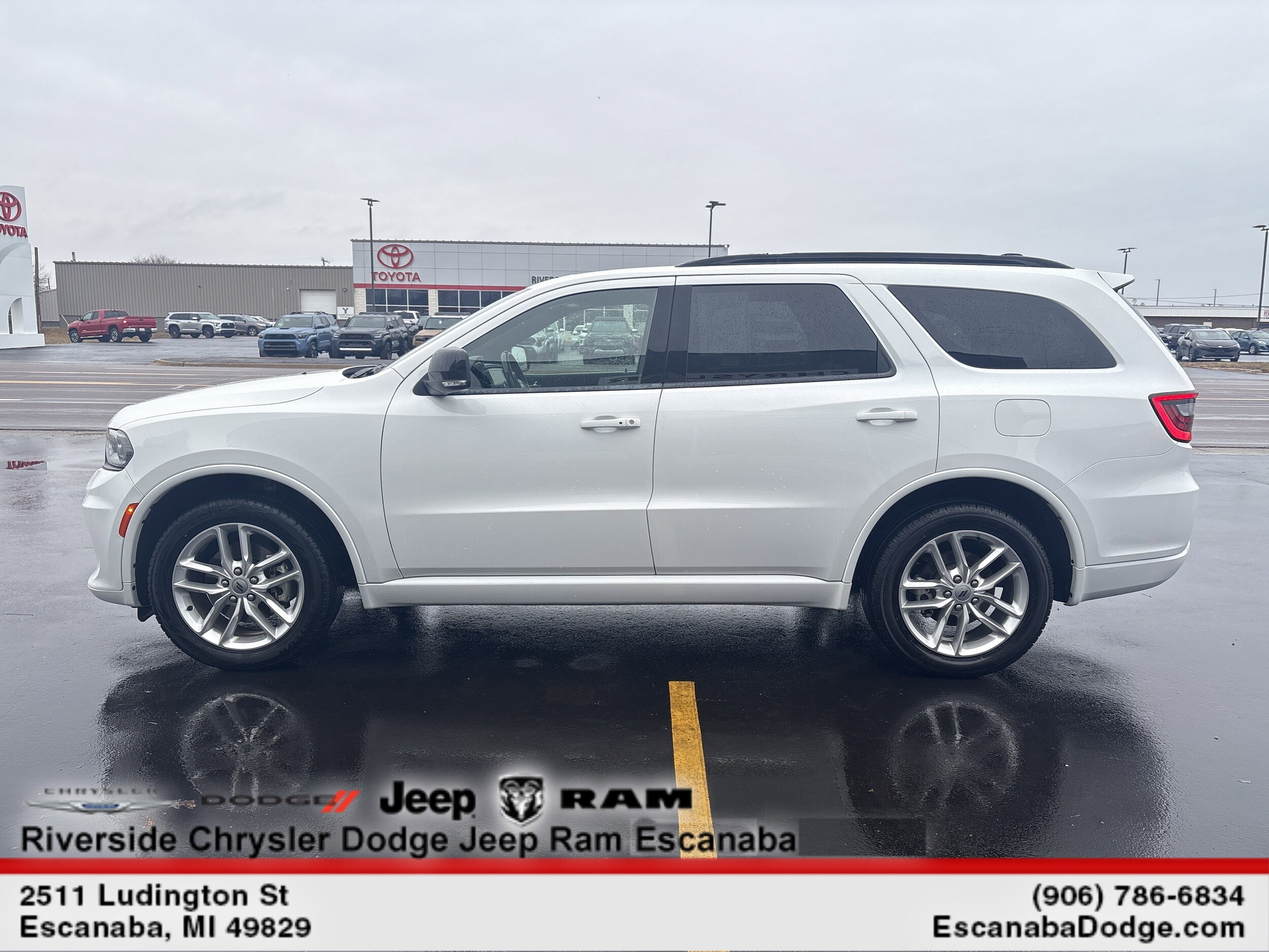 2023 Dodge Durango GT photo 4