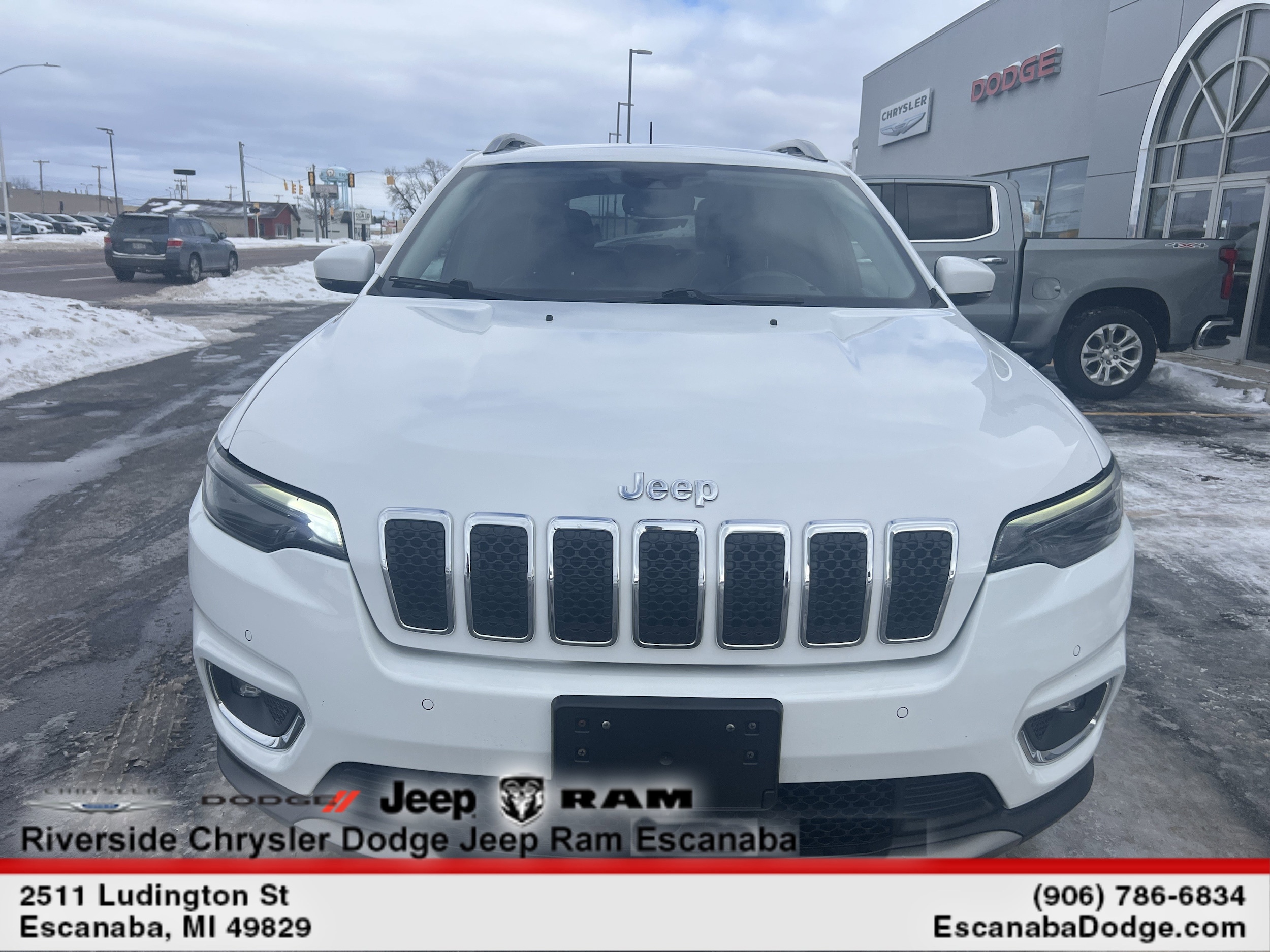Used 2019 Jeep Cherokee Limited with VIN 1C4PJMDN6KD179343 for sale in Escanaba, MI