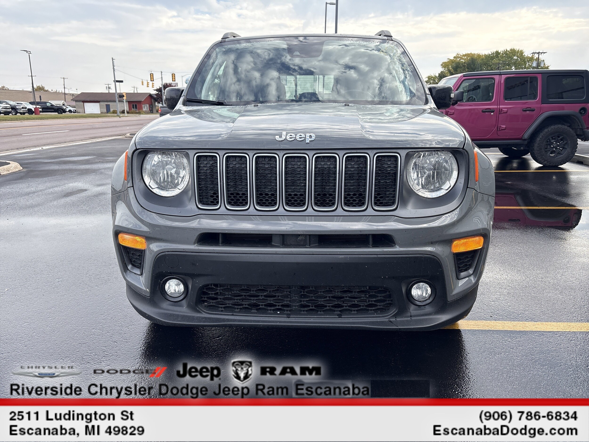 2022 Jeep Renegade Limited photo 2