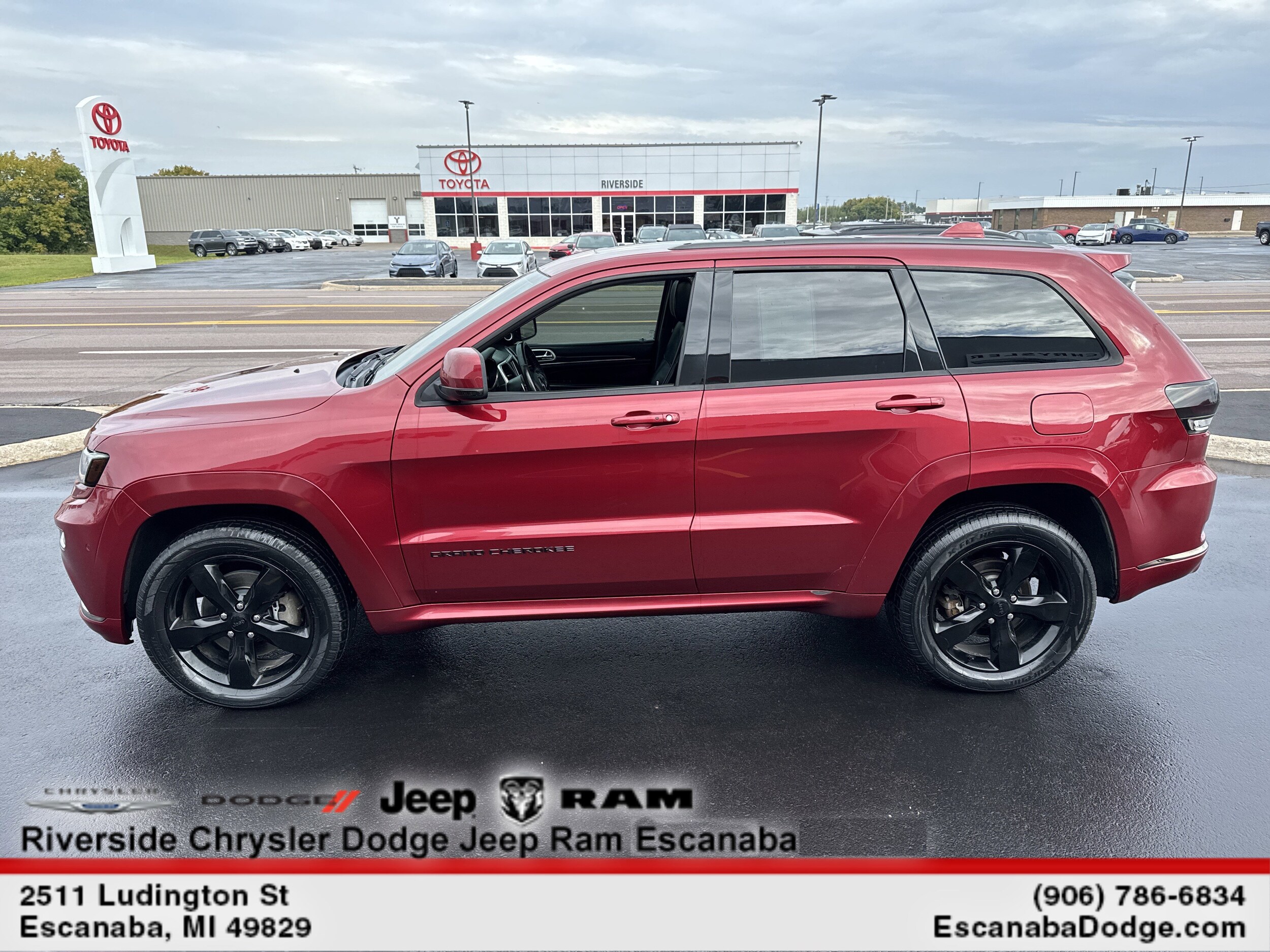 2015 Jeep Grand Cherokee Overland photo 3