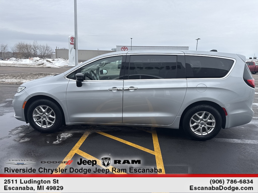 Certified 2024 Chrysler Pacifica Touring L Van Passenger Van