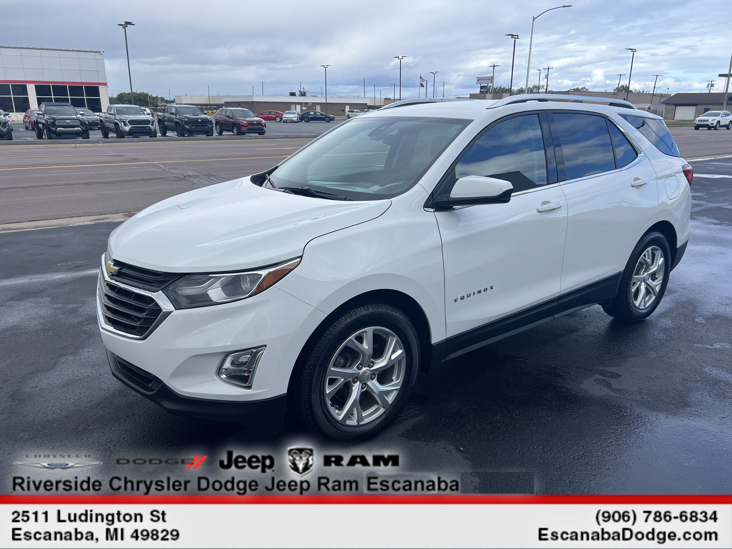 2020 Chevrolet Equinox photo 3
