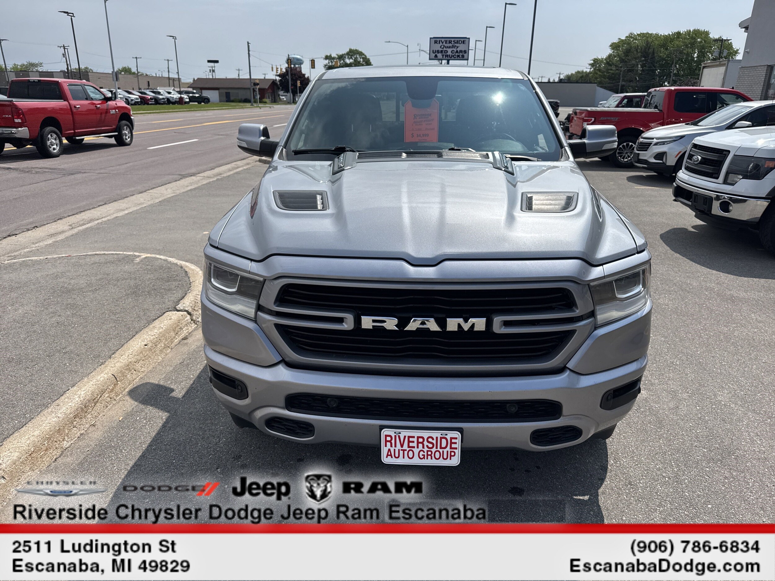 2020 Ram 1500 Laramie photo 2