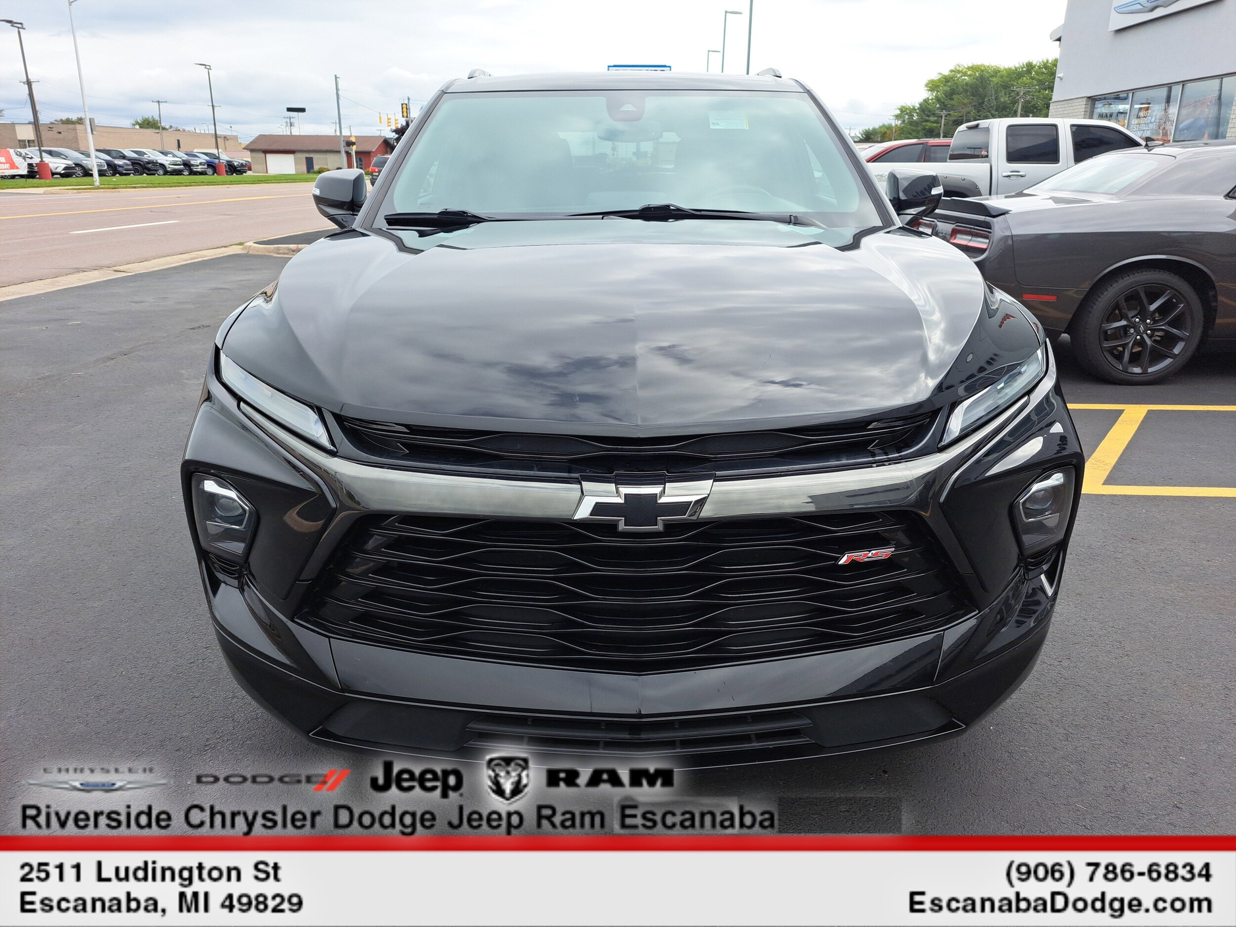 2023 Chevrolet Blazer RS photo 2