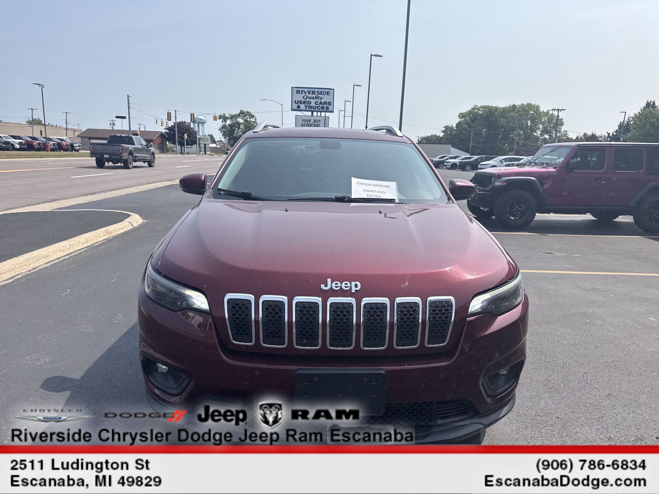 Used 2019 Jeep Cherokee Latitude Plus with VIN 1C4PJMLX0KD271633 for sale in Escanaba, MI