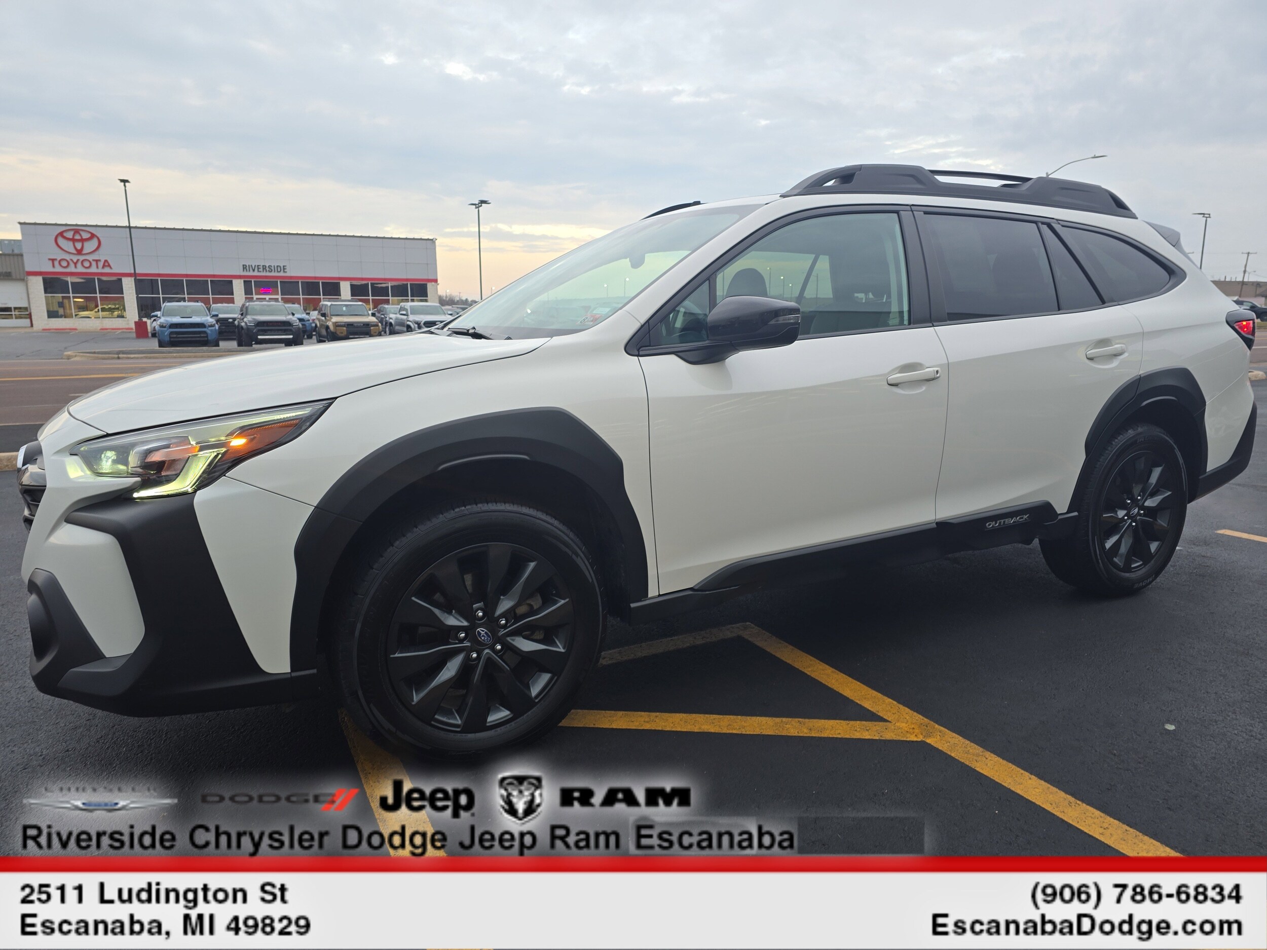 2024 Subaru Outback Onyx Edition XT photo 3