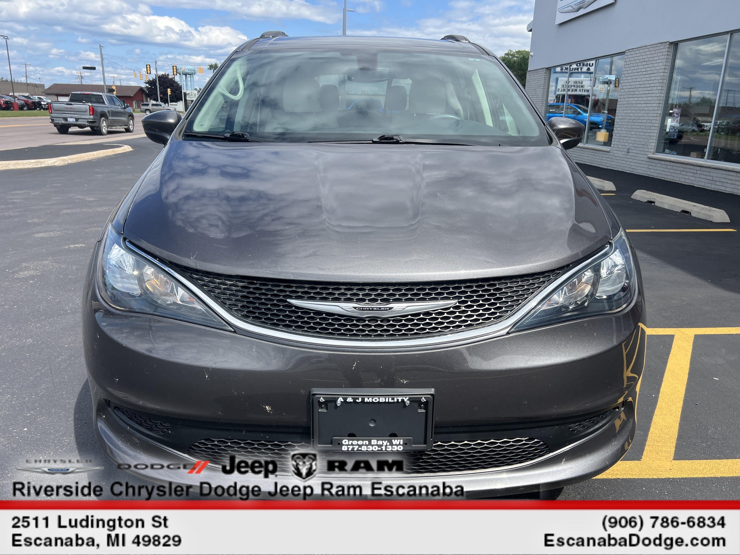 2C4RC1DG4MR538305