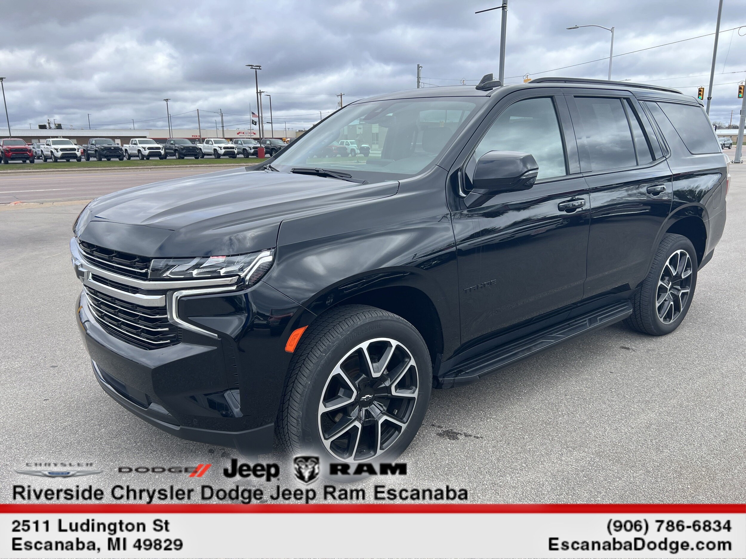 2021 Chevrolet Tahoe RST photo 2