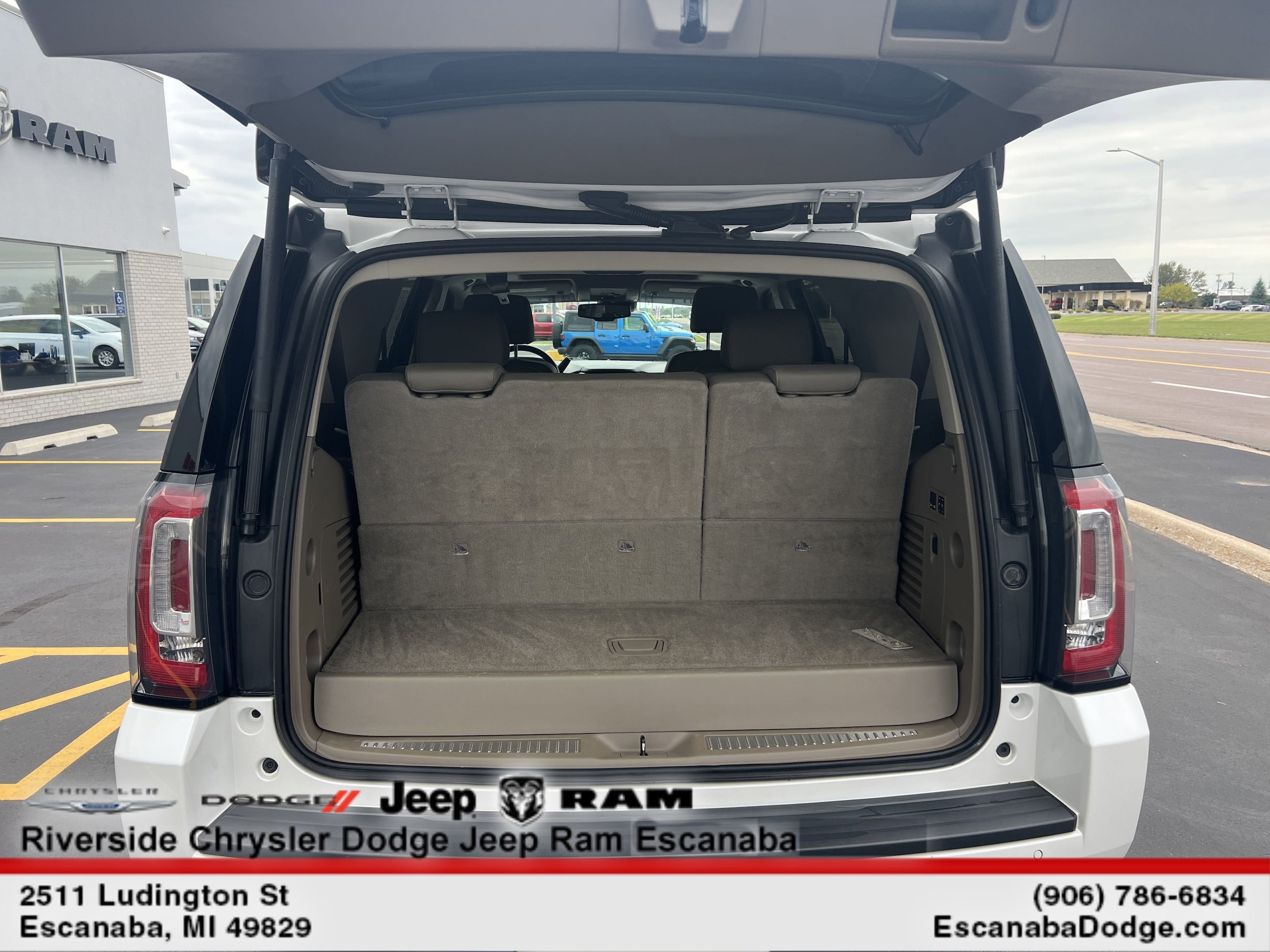 2018 GMC Yukon SLT - Photo 8