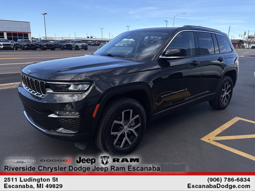 Used 2023 Jeep Grand Cherokee Limited SUV