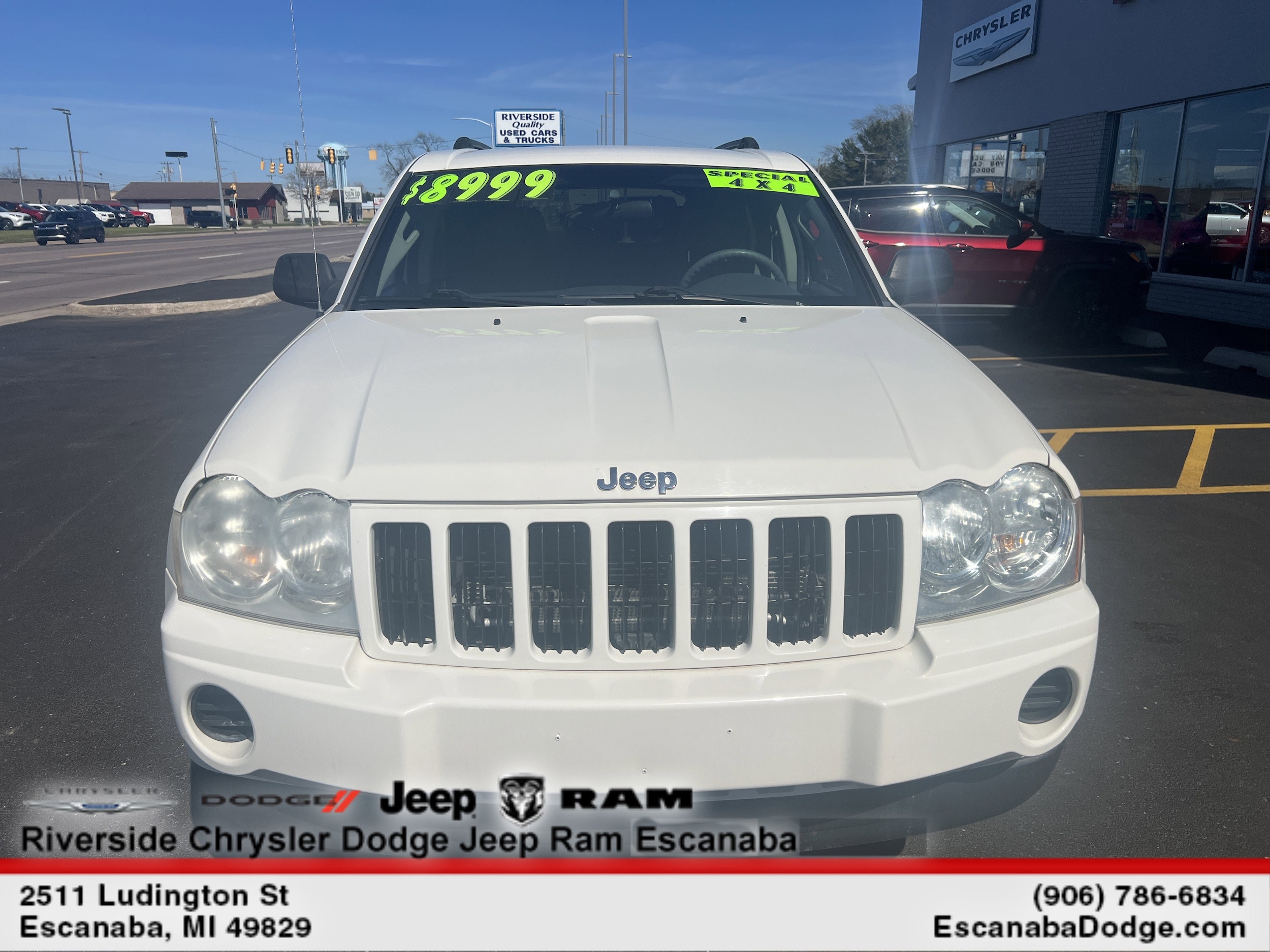 Used 2007 Jeep Grand Cherokee Laredo with VIN 1J8GR48K87C563929 for sale in Escanaba, MI