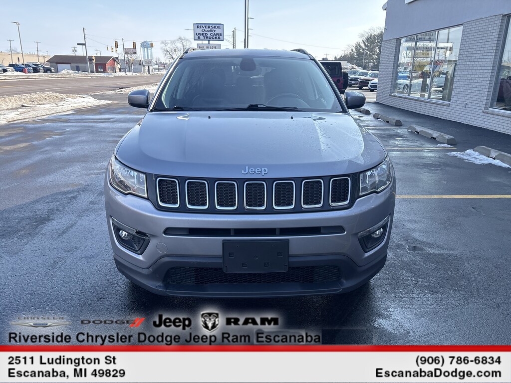 Used 2018 Jeep Compass Latitude 4x4 SUV