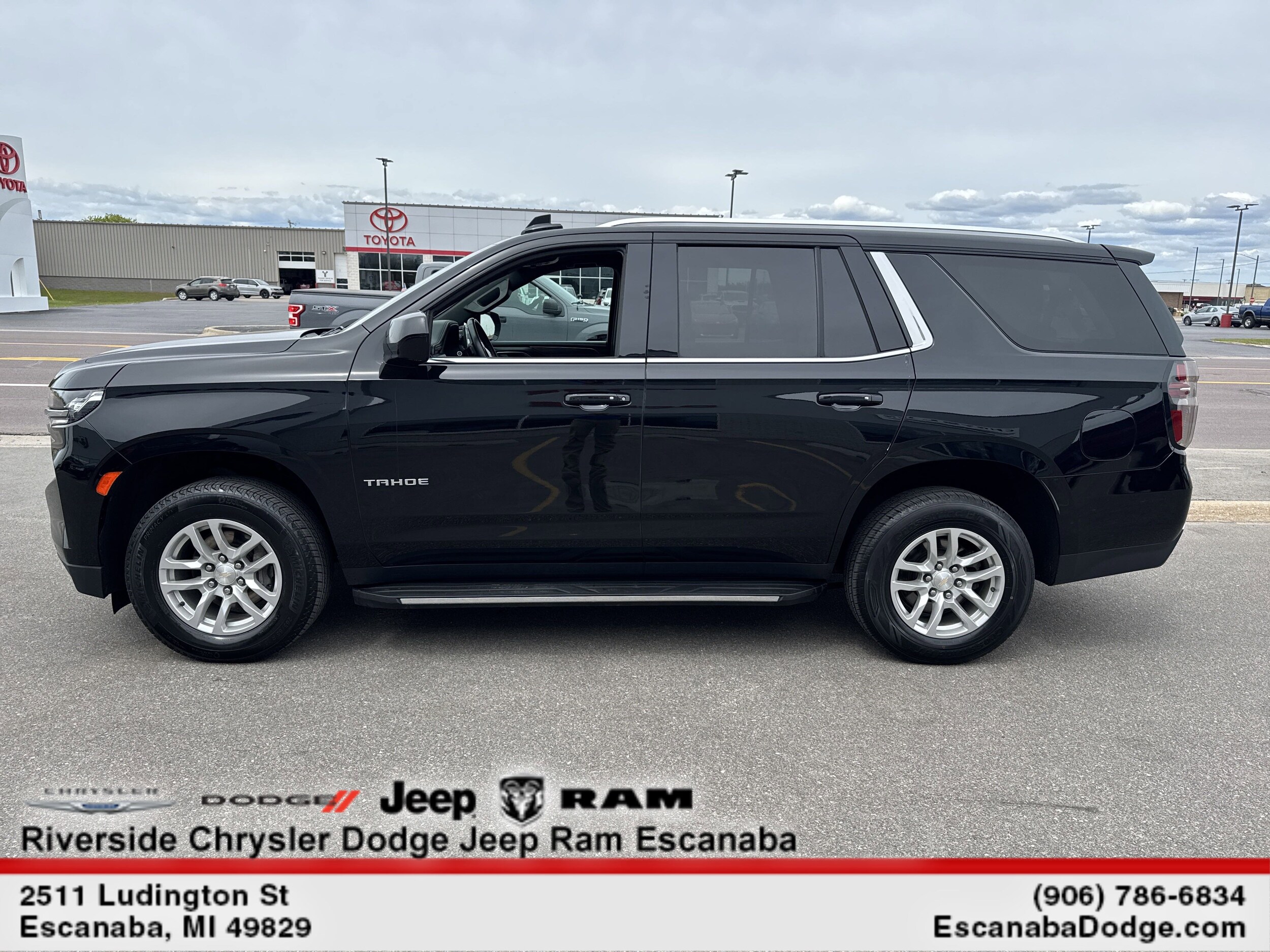 2023 Chevrolet Tahoe LT photo 4